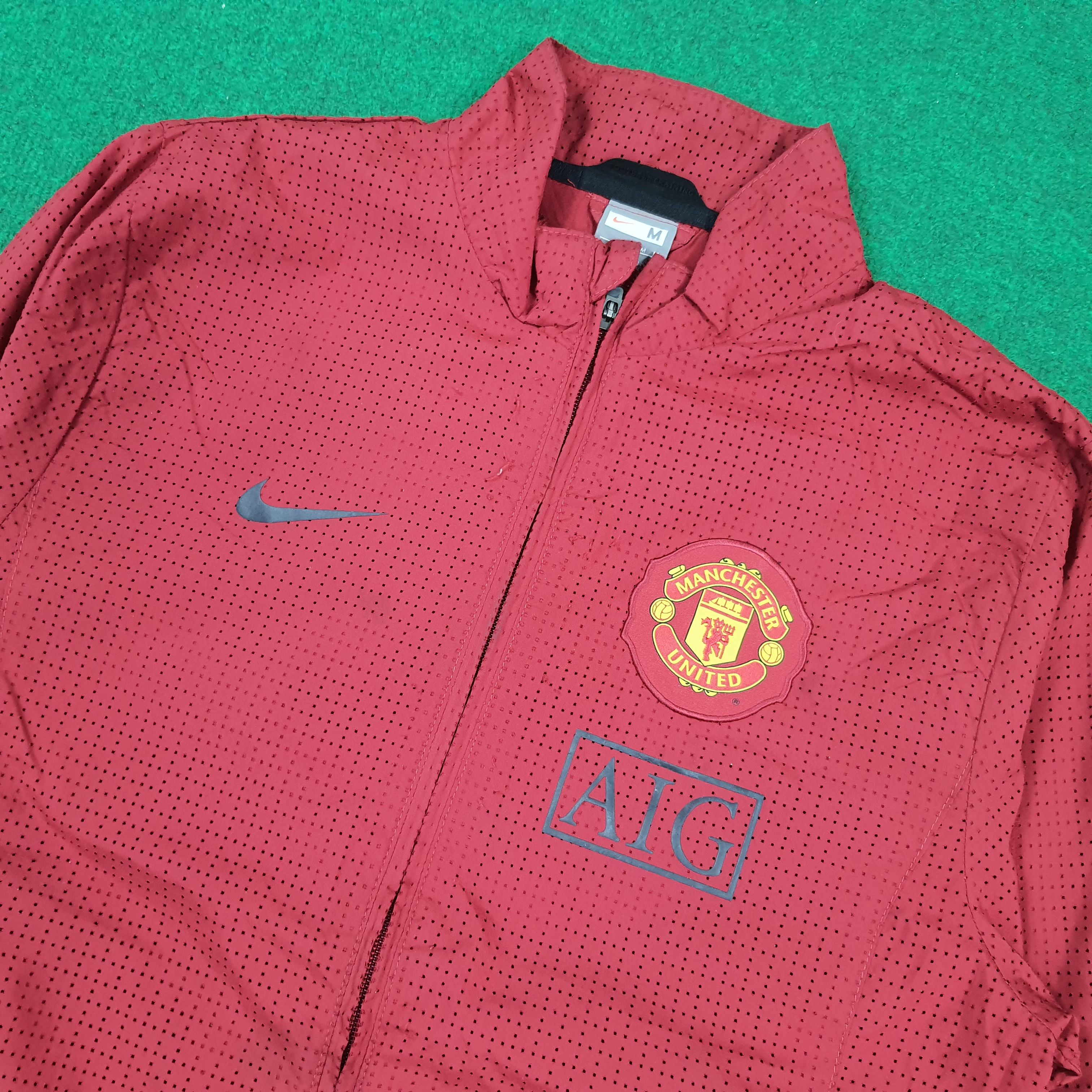Nike Y2K Manchester United Nike AIG Training Shell Jacket C302N15 Size US S / EU 44-46 / 1 - 2 Thumbnail