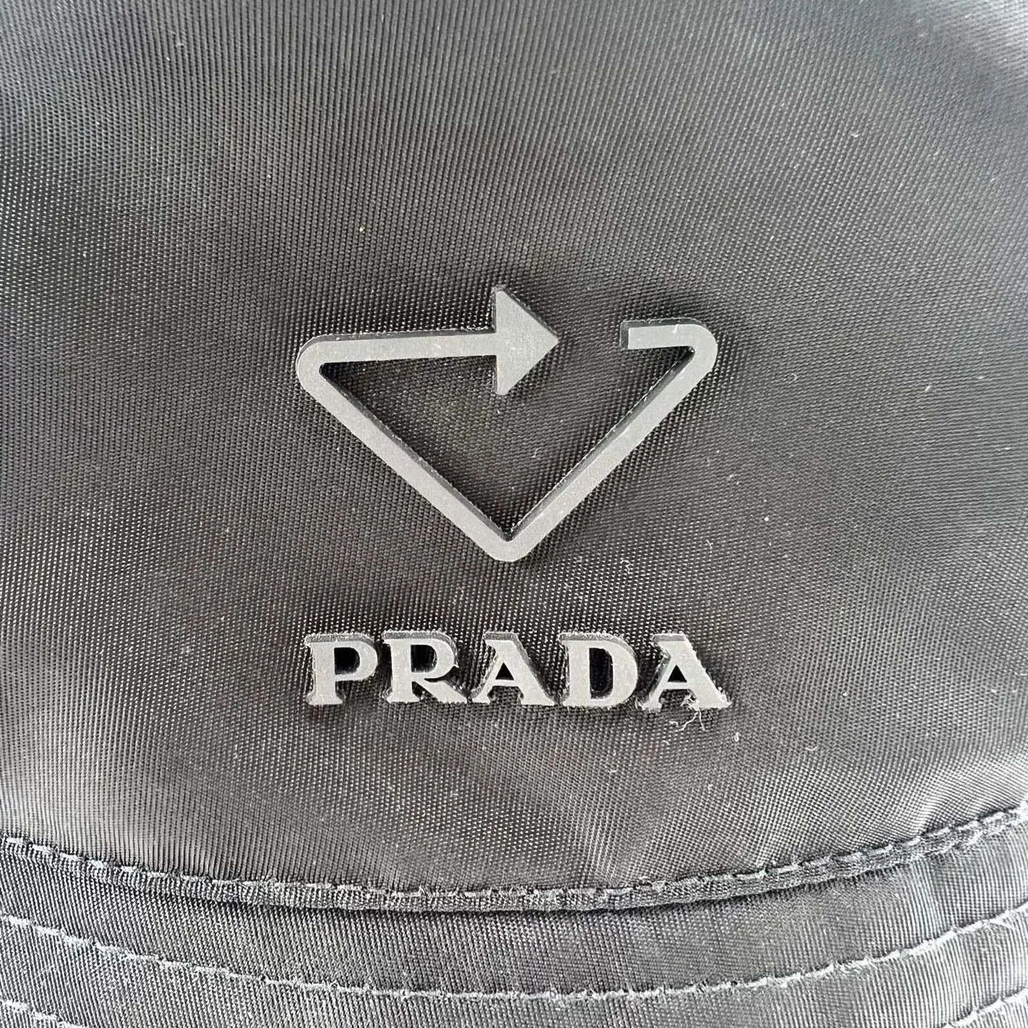 Prada Prada Black Nylon Triangle Logo Bucket Hat. Size ONE SIZE - 3 Thumbnail