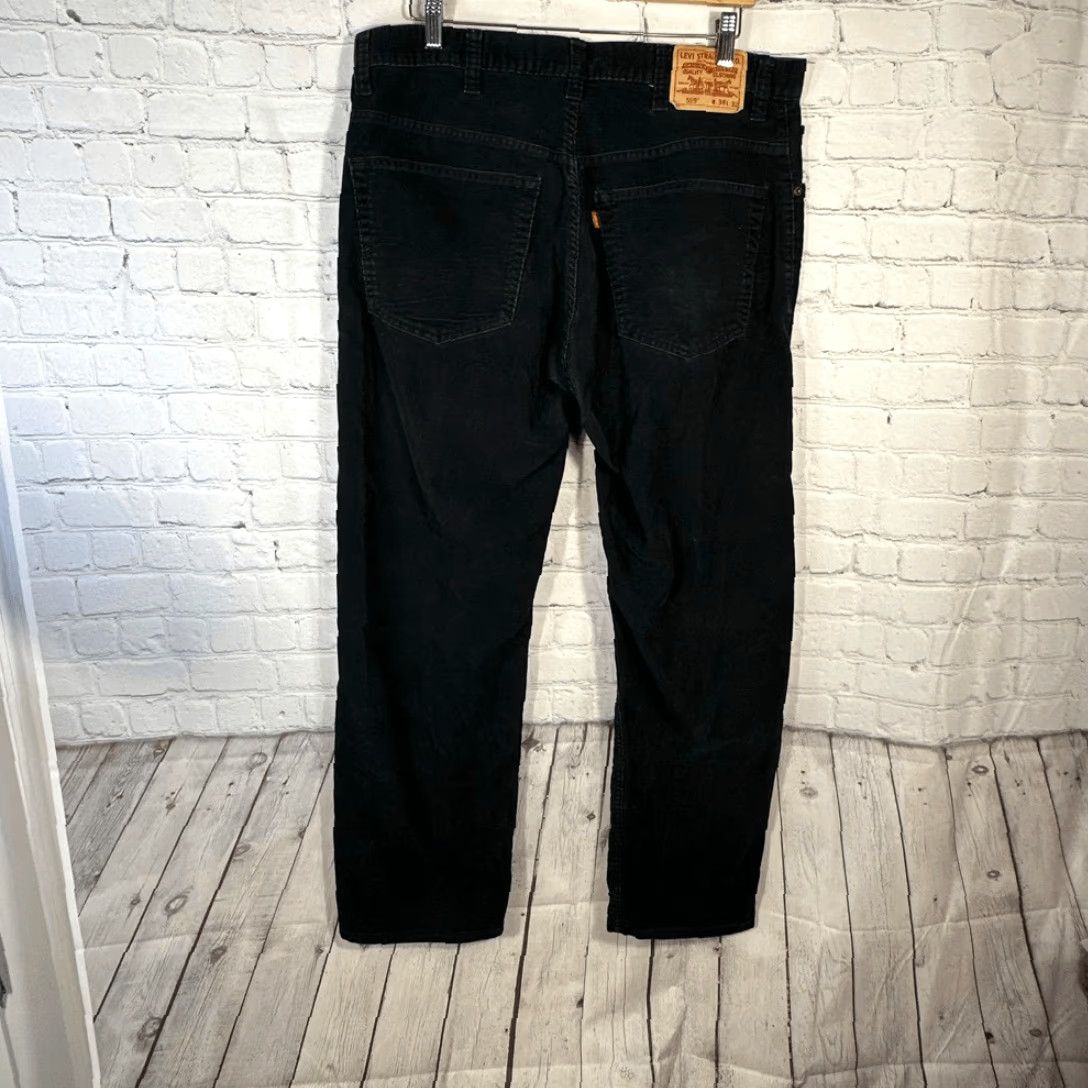 Levi's Levi’s 559 Relaxed Straight Pants Jeans 38 Mens Black Corduroy L32 Men Regular Inseam 32 Chin o? Size US 38 / EU 54 - 6 Thumbnail