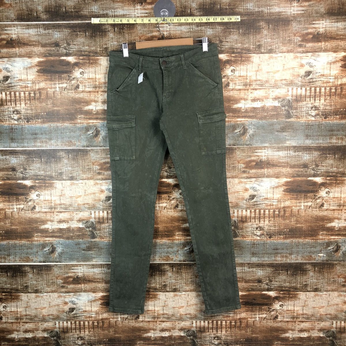Uniqlo DL Uniqlo Green Cargo Multipocket Pants #C661 Size US 28 / EU 44 - 1 Thumbnail