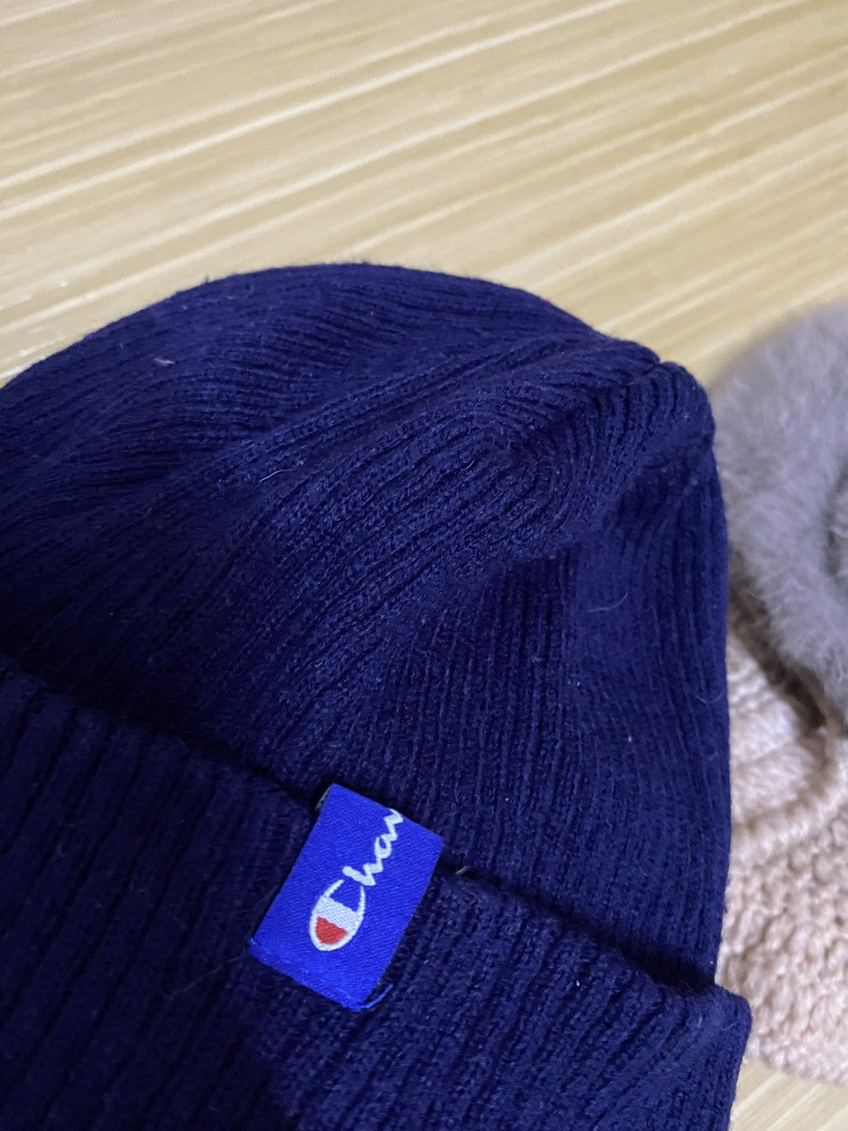 Champion × Vintage Champion Small Logo Beanie Hat Size ONE SIZE - 7 Thumbnail