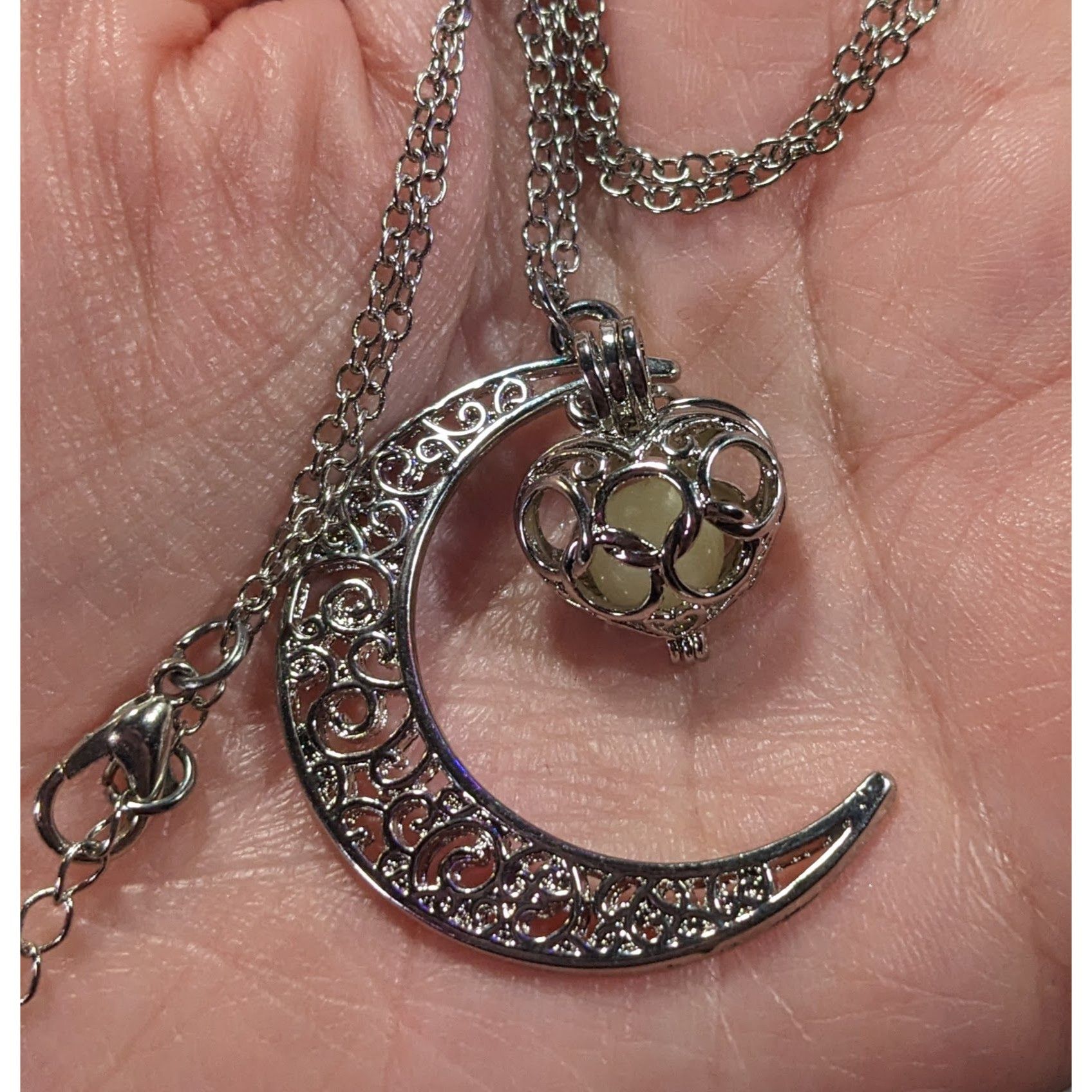 Other Mystical Moon And Star Silver Tone Filigree Necklace Size ONE SIZE - 10 Thumbnail