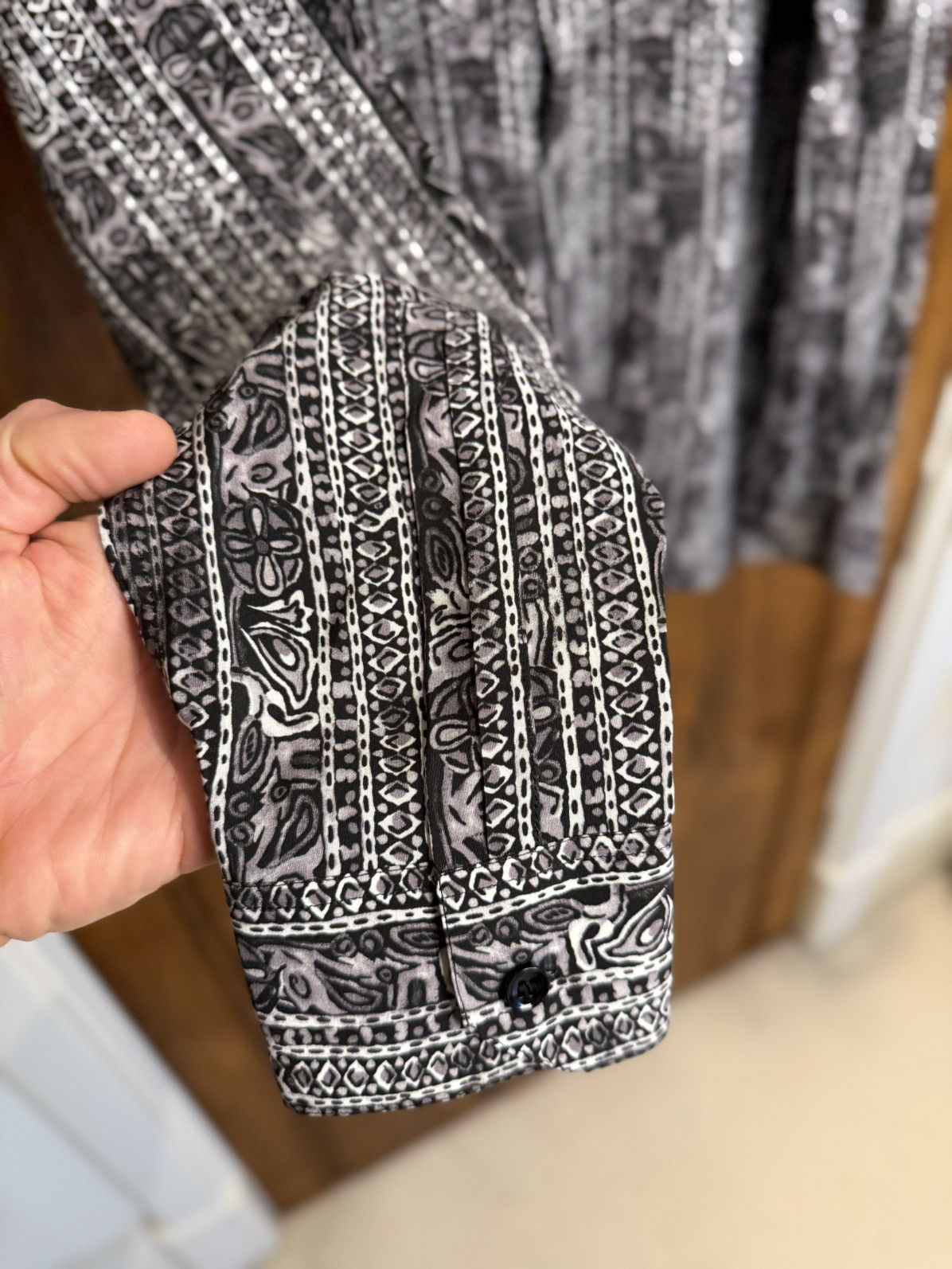 Saint Laurent Paris SS18 Saint Laurent silk henley clover shirt floral paisley Size US L / EU 52-54 / 3 - 10 Thumbnail