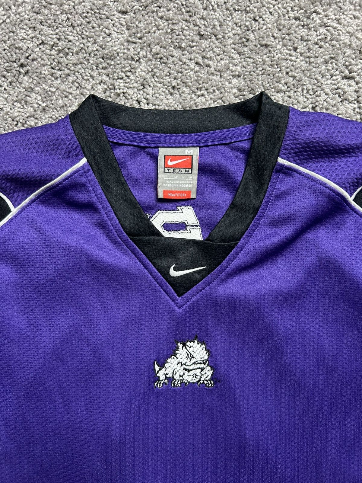 Nike × Vintage Vintage Y2K Nike Team TCU Center Swoosh Short Sleeve Jersey Size US M / EU 48-50 / 2 - 2 Thumbnail