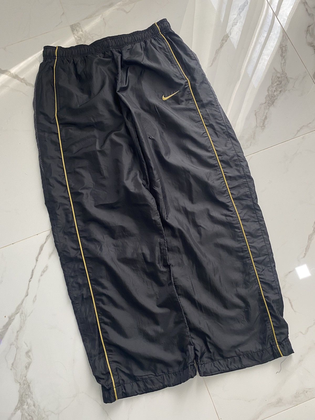 Nike Baggy Nike Trackpants Size US 35 - 2 Thumbnail