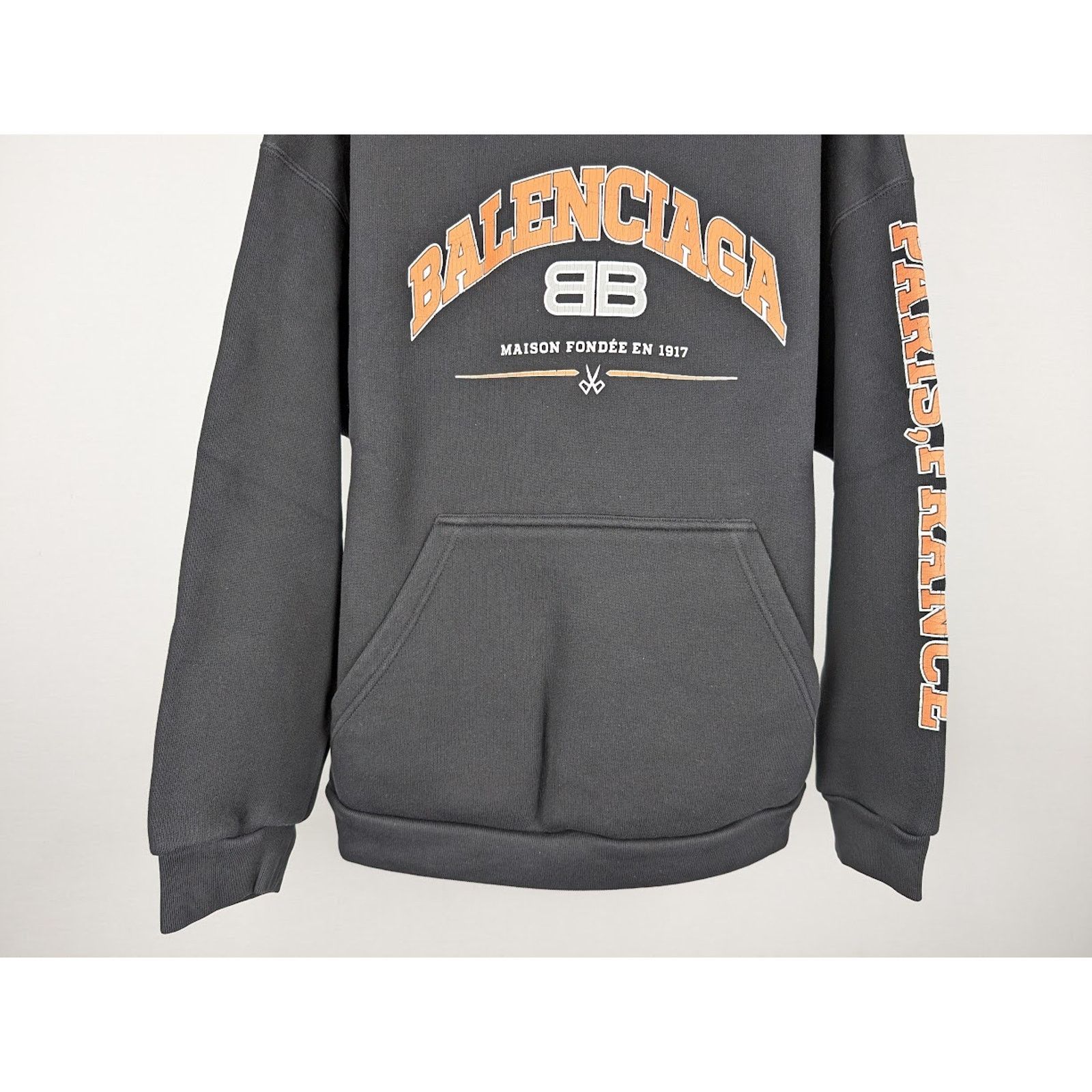 Balenciaga o1rshd1 Hoodie in Black Size US XL / EU 56 / 4 - 6 Thumbnail