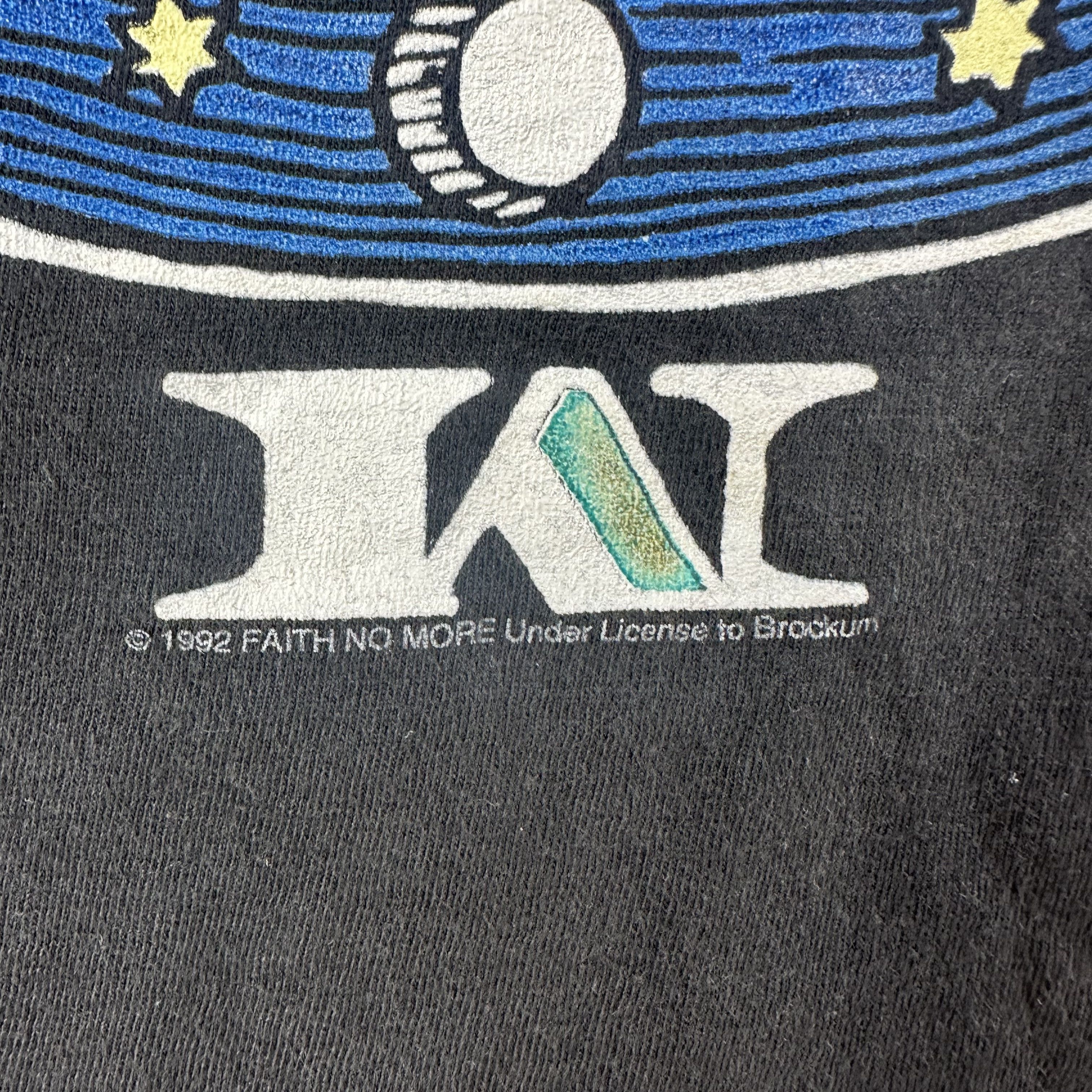 Vintage ​​1992 Faith No More Rock Band Tour Concert T-shirt Size US M / EU 48-50 / 2 - 7 Thumbnail