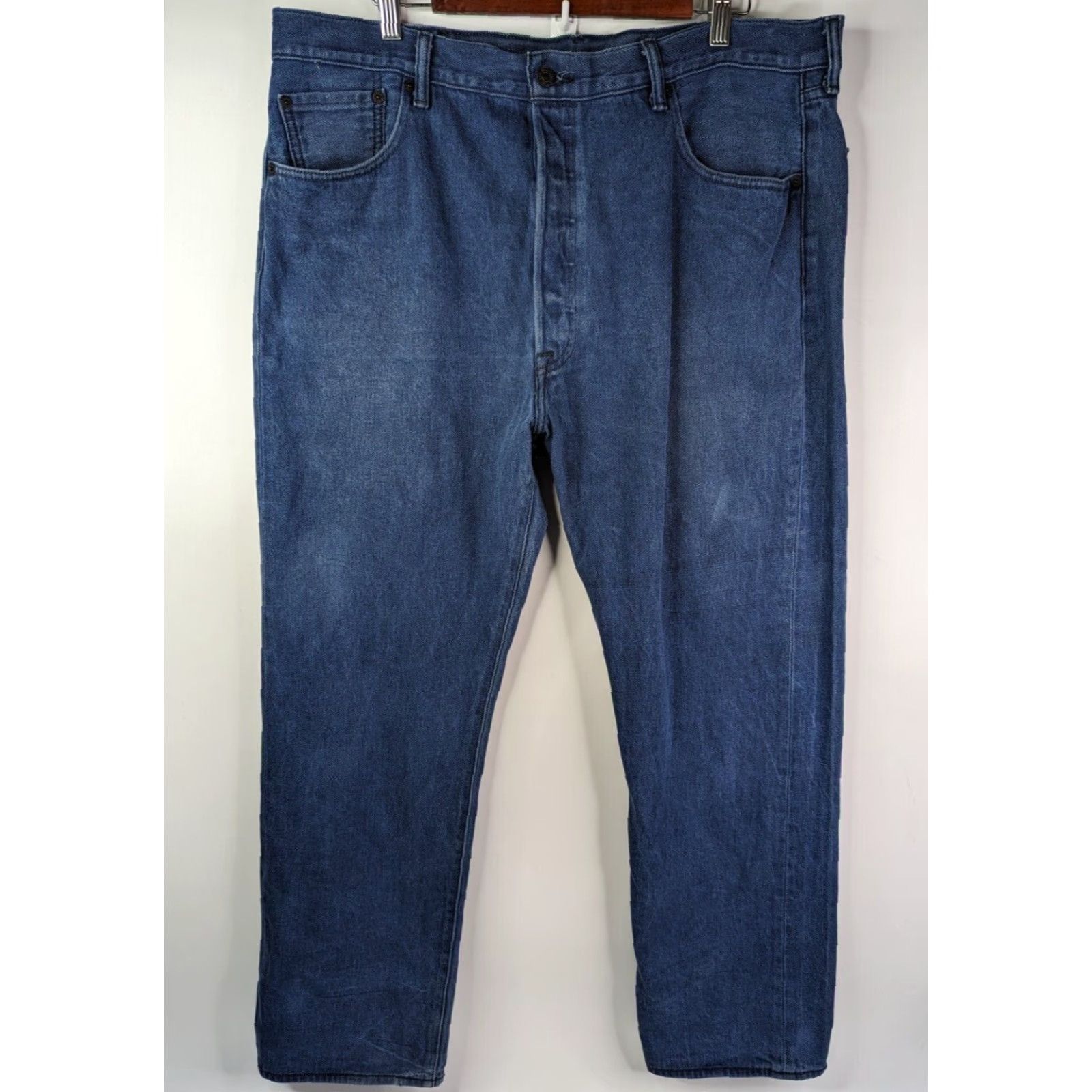 Levi's VINTAGE Levis 501xx Jeans Blue Denim Straight Button Fly Mens 40x30 Inseam 30 Solid Denim Medium Wash Levi's 501 XX Logo Jeans Mens New title Size US 40 / EU 56 - 2 Thumbnail