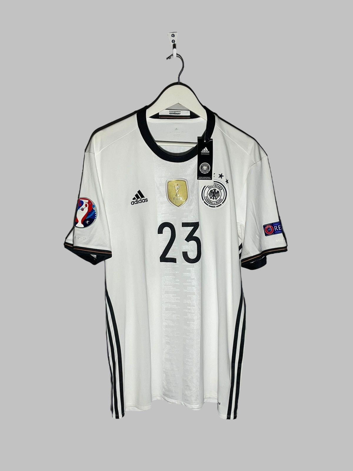 Adidas #23 Mario Gomez Germany 2016/17 Home Football Shirt Jersey Size US XL / EU 56 / 4 - 2 Thumbnail