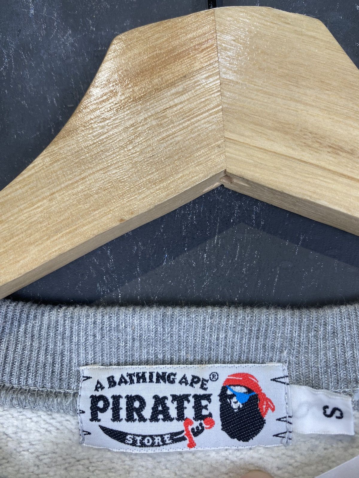 Nigo OG Bathing Ape Pirate Store Nigo Crewneck Size US S / EU 44-46 / 1 - 7 Thumbnail