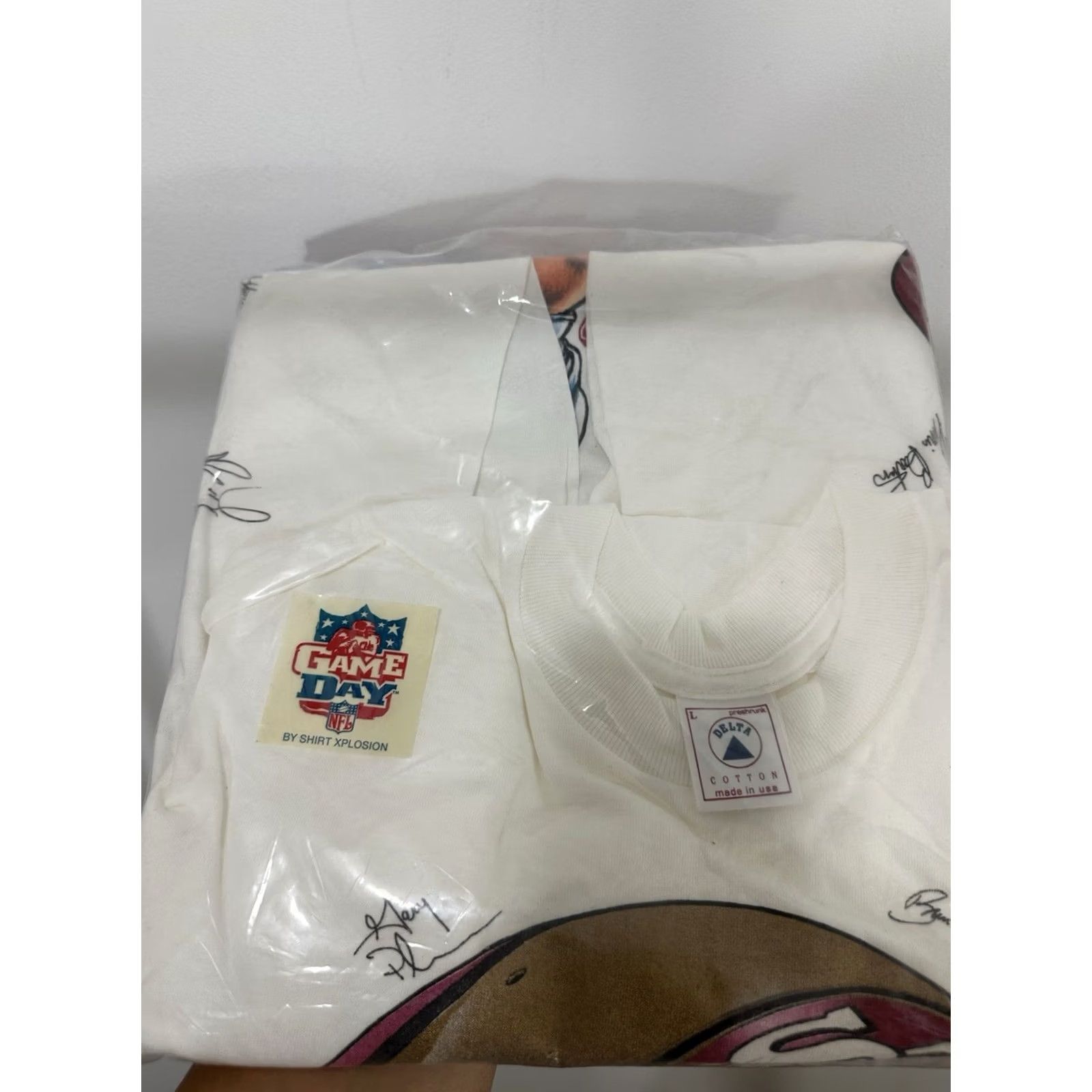 Delta VINTAGE 90s San Francisco 49ers NFL Helmet Finger Sealed Deadstock T-Shirt L White Men Shirt Size US L / EU 52-54 / 3 - 2 Thumbnail