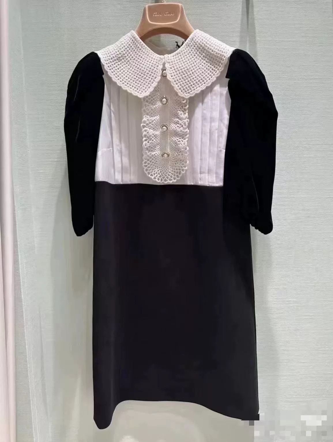 Miu Miu miumiu silk velvet dress with collar Size US 36 / EU 52 - 1 Thumbnail