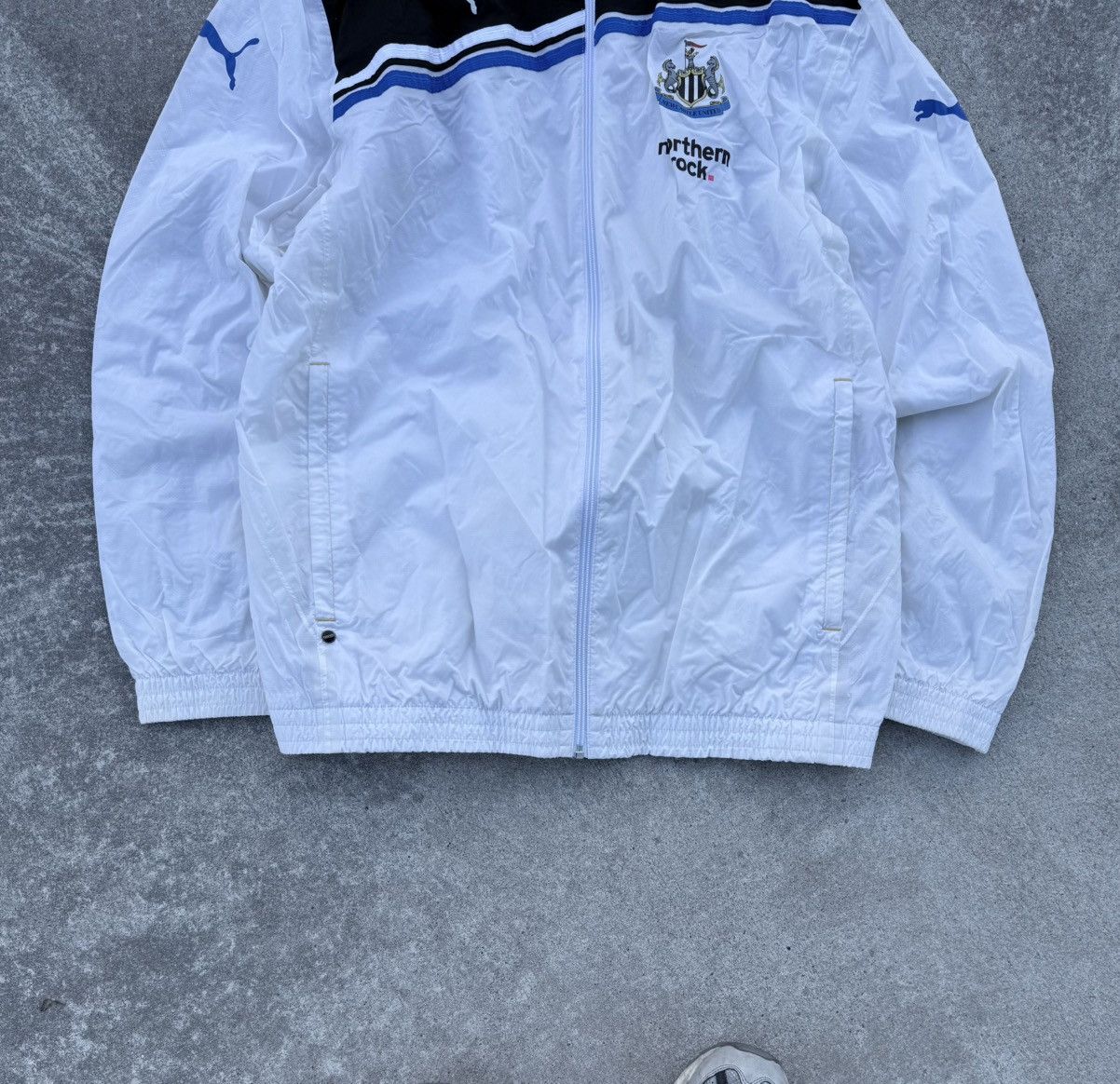 Other Vintage Puma Newcastle United soccer streetwear jacket Size US L / EU 52-54 / 3 - 2 Thumbnail
