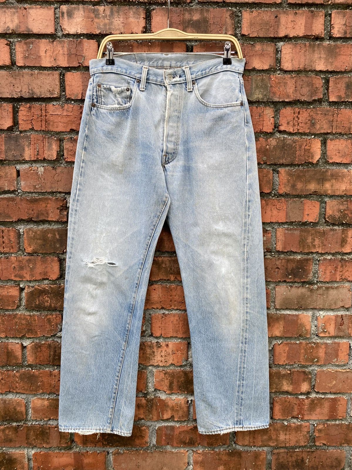 W32x29.5 Vintage levi's 501 redline distressed made in USA