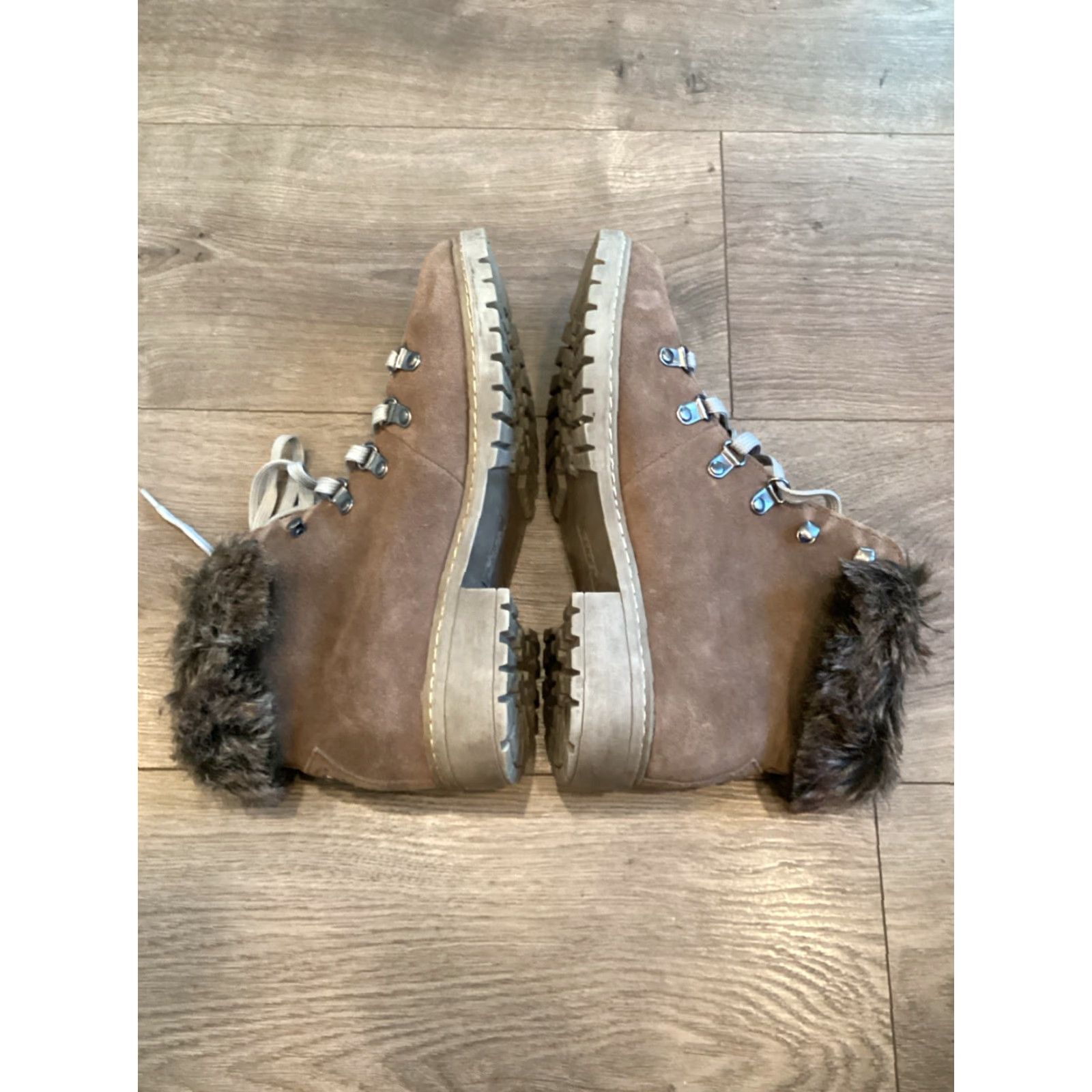 Vintage G.H. Bass Aubrey Womens Hiking Boots Chocolate Suede Leather Lace Up Ankle Boots 8.5 M Outdoor Leather Rubber Sole Womens Size US 8.5 / IT 38.5 - 5 Thumbnail