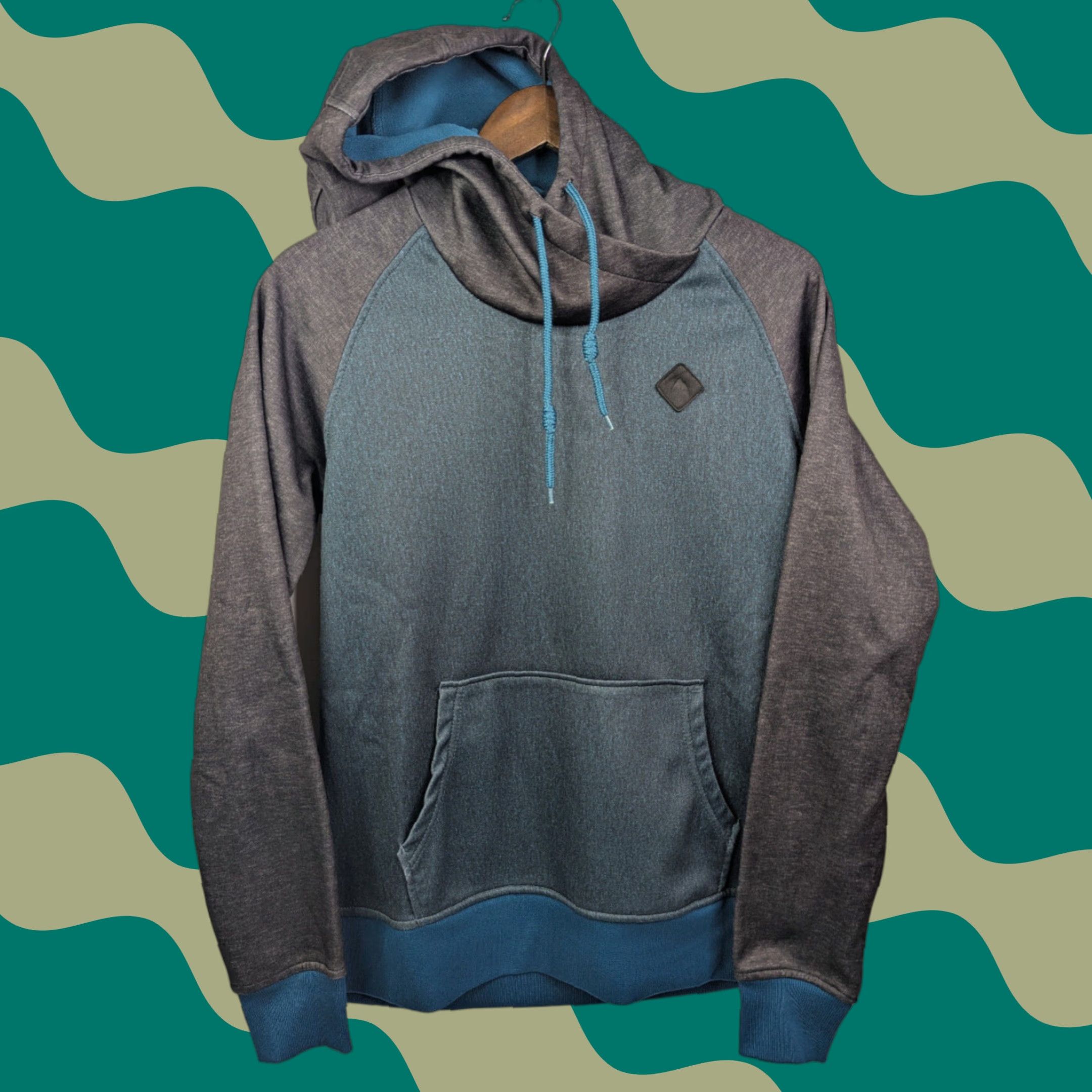 Burton Burton Hoodie Pullover Womens Large Blue Gray Fleece 100% Polyester Logo Hooded Hand Warmer Activewear Pullover Casual Street Style Size L / US 10 / IT 46 - 1 Thumbnail