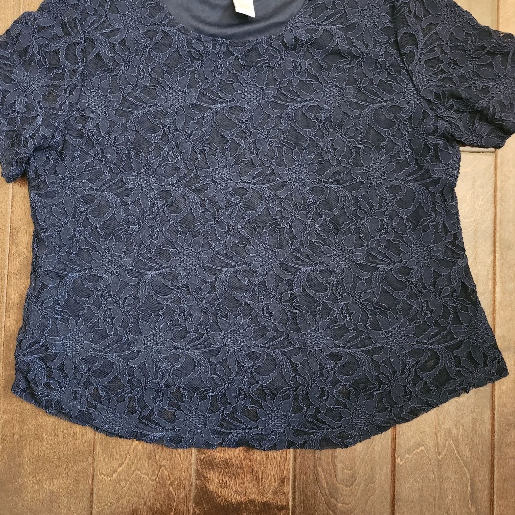 Vintage Draper's & Damon's Petites Women's Short Sleeve Black Floral Blouse PXL Pool? Size XL / US 12-14 / IT 48-50 - 3 Thumbnail