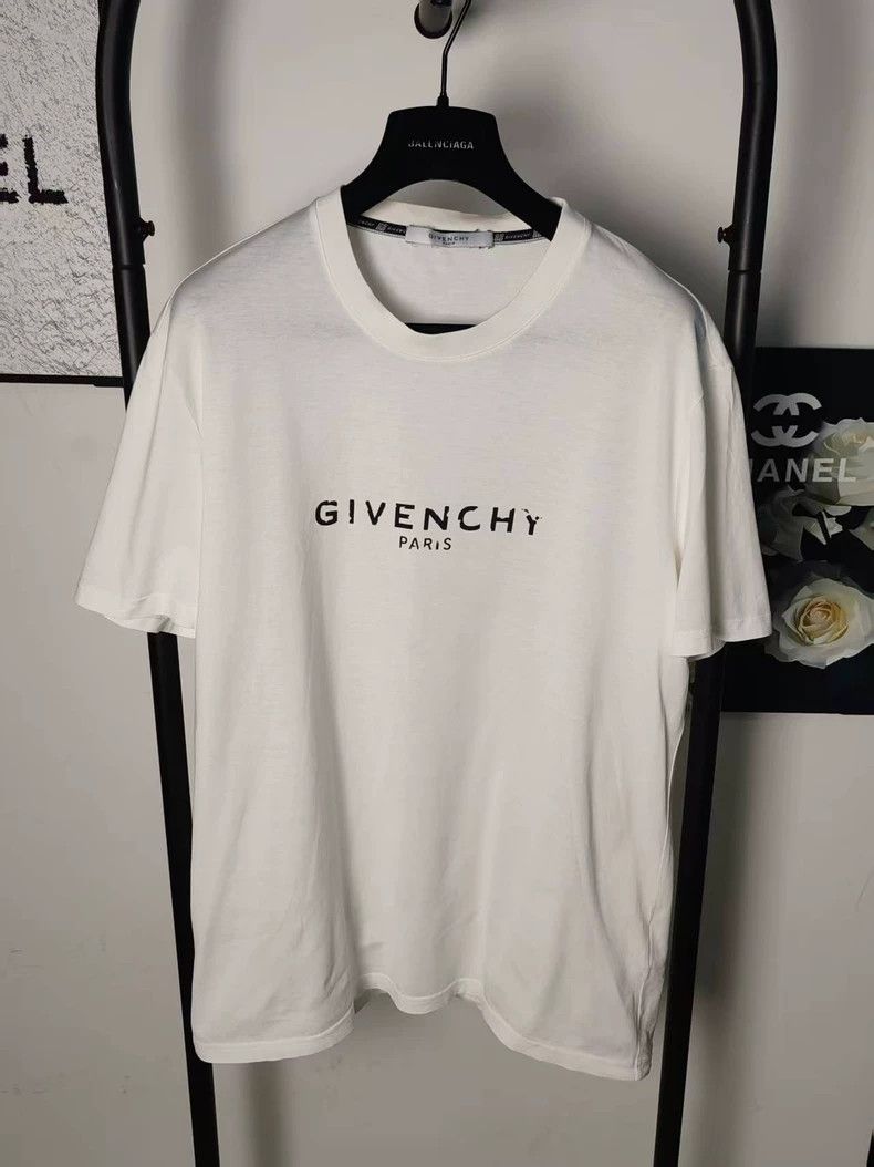 Givenchy Givenchy Distressed letter short sleeve Size US XL / EU 56 / 4 - 1 Thumbnail