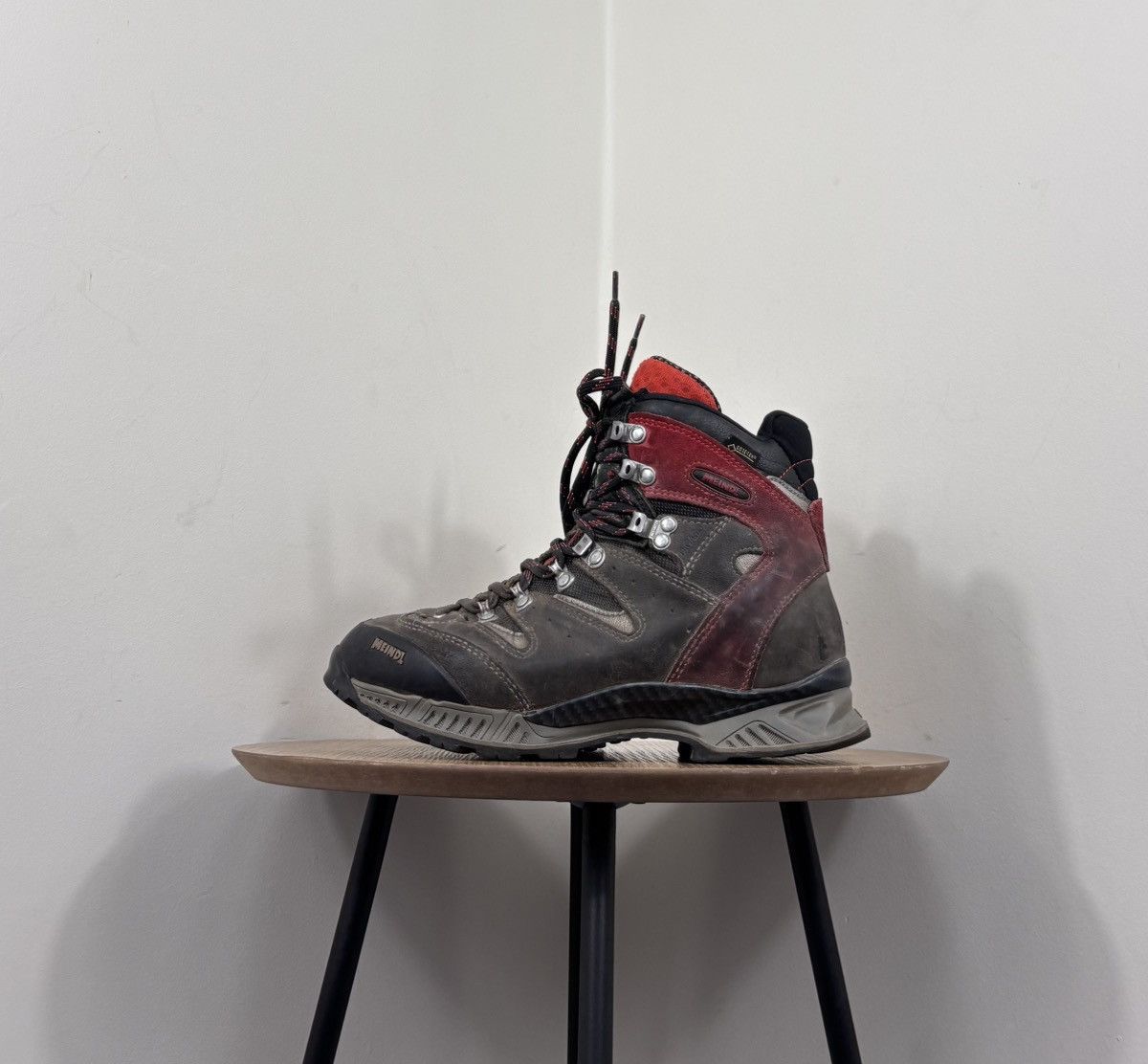Other Meindl Air Revolution Women’s Gore-Tex Hiking Boots Size US 8.5 / IT 38.5 - 9 Thumbnail