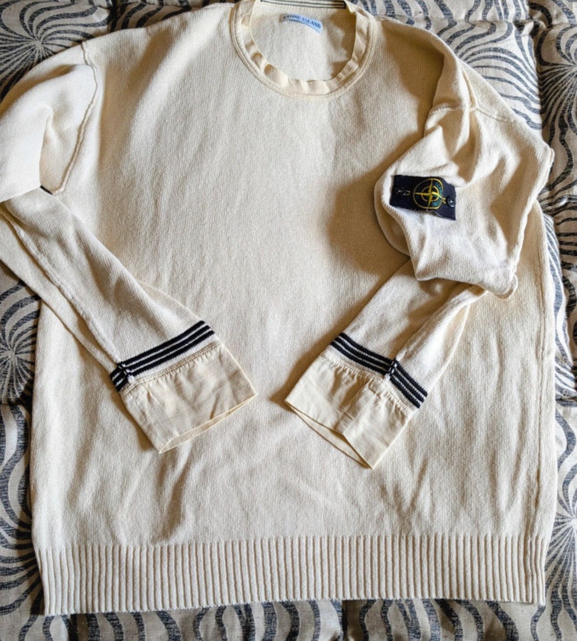Stone Island Rare 90’s Massimo Osti Patch Cotton V-Neck Long Sleeve Jumper Pullover Sweater Size US XXL / EU 58 / 5 - 1 Thumbnail