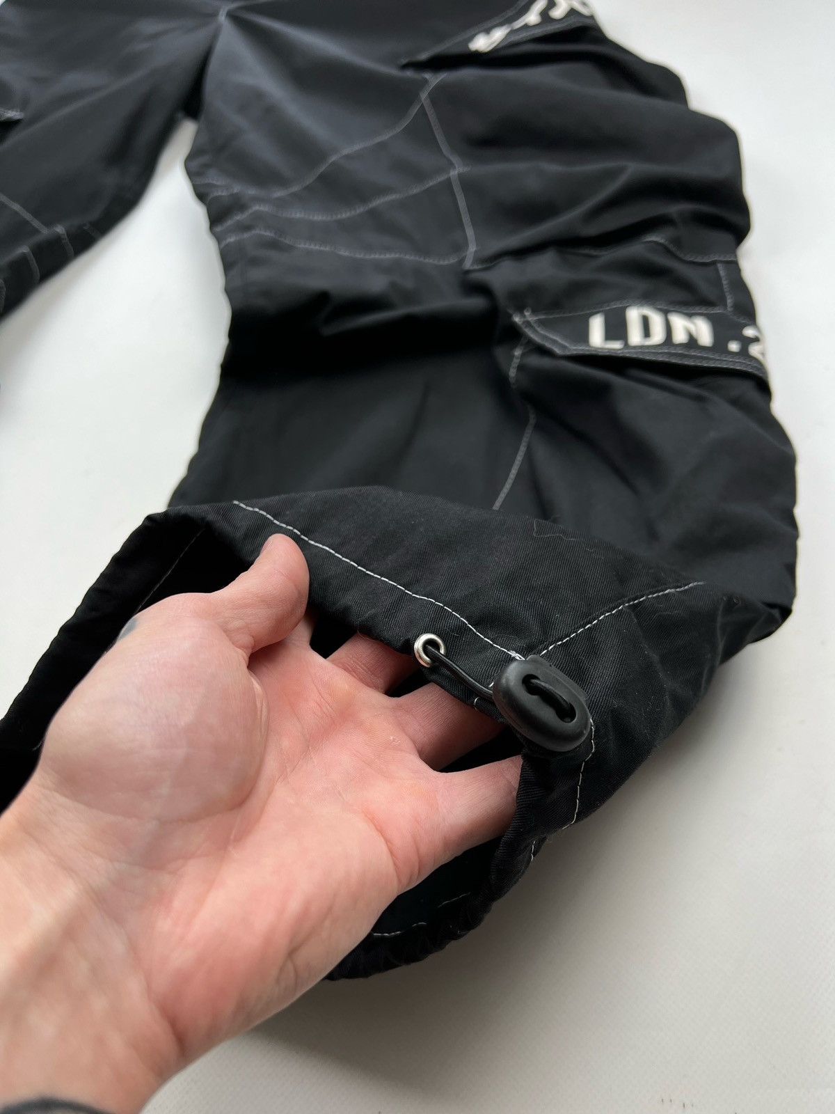 20471120 Y2K AVANT-GARDE MULTIPOCKET RARE CYBERDOG PANTS Size US 32 / EU 48 - 6 Thumbnail