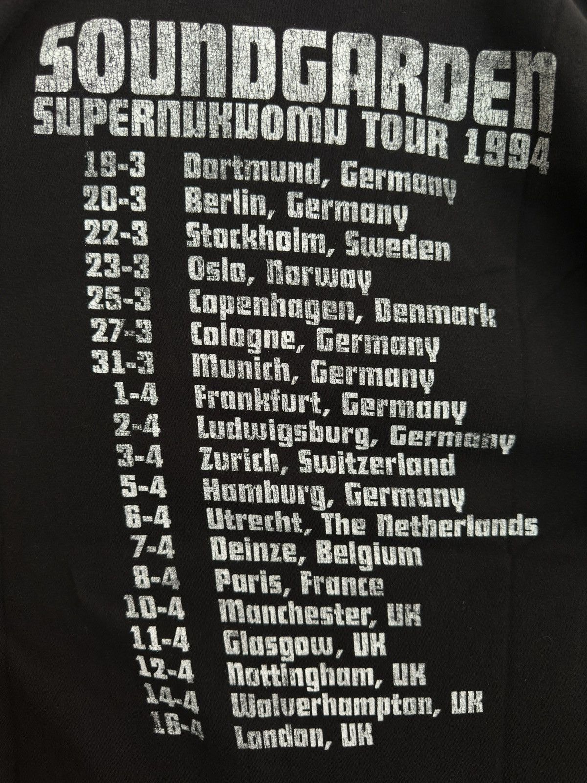 Band Tees Soundgarden 1994 Tour Shirt Size US XL / EU 56 / 4 - 8 Thumbnail