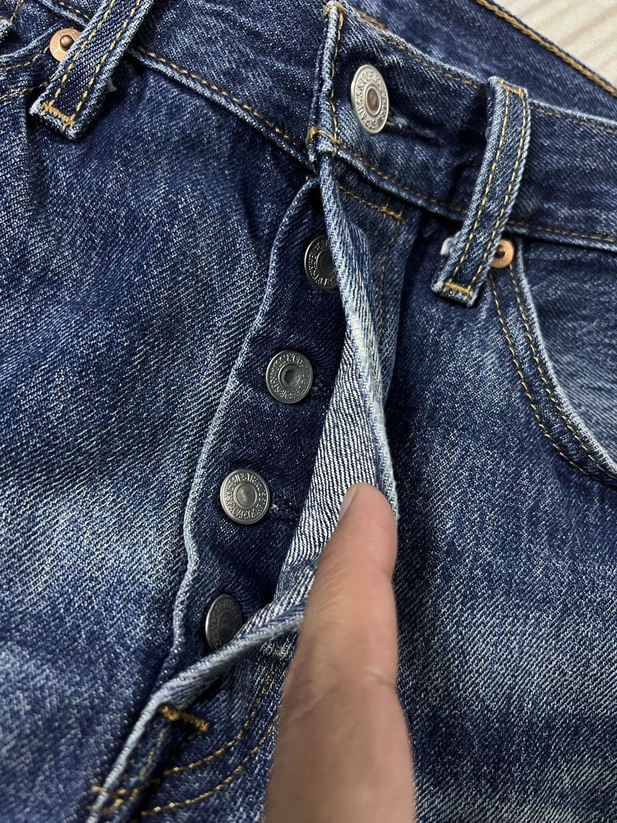 Levi's 💥Rare Vintage Levis 501 Distress Jean Size US 31 - 13 Thumbnail