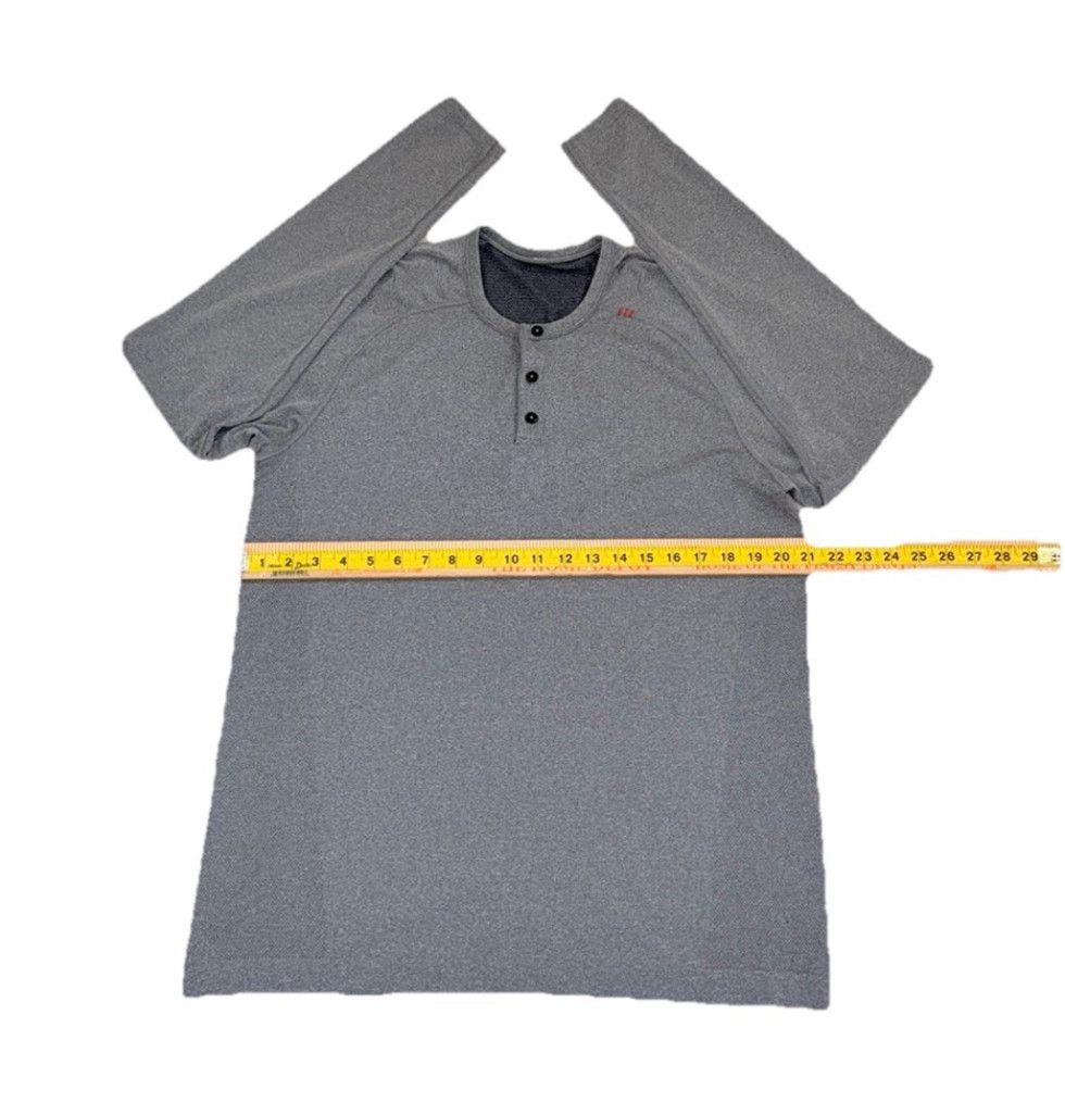Lululemon LULULEMON METAL VENT LONG SLEEVE HEATHERED LIGHT GREY LARGE Size US L / EU 52-54 / 3 - 3 Thumbnail
