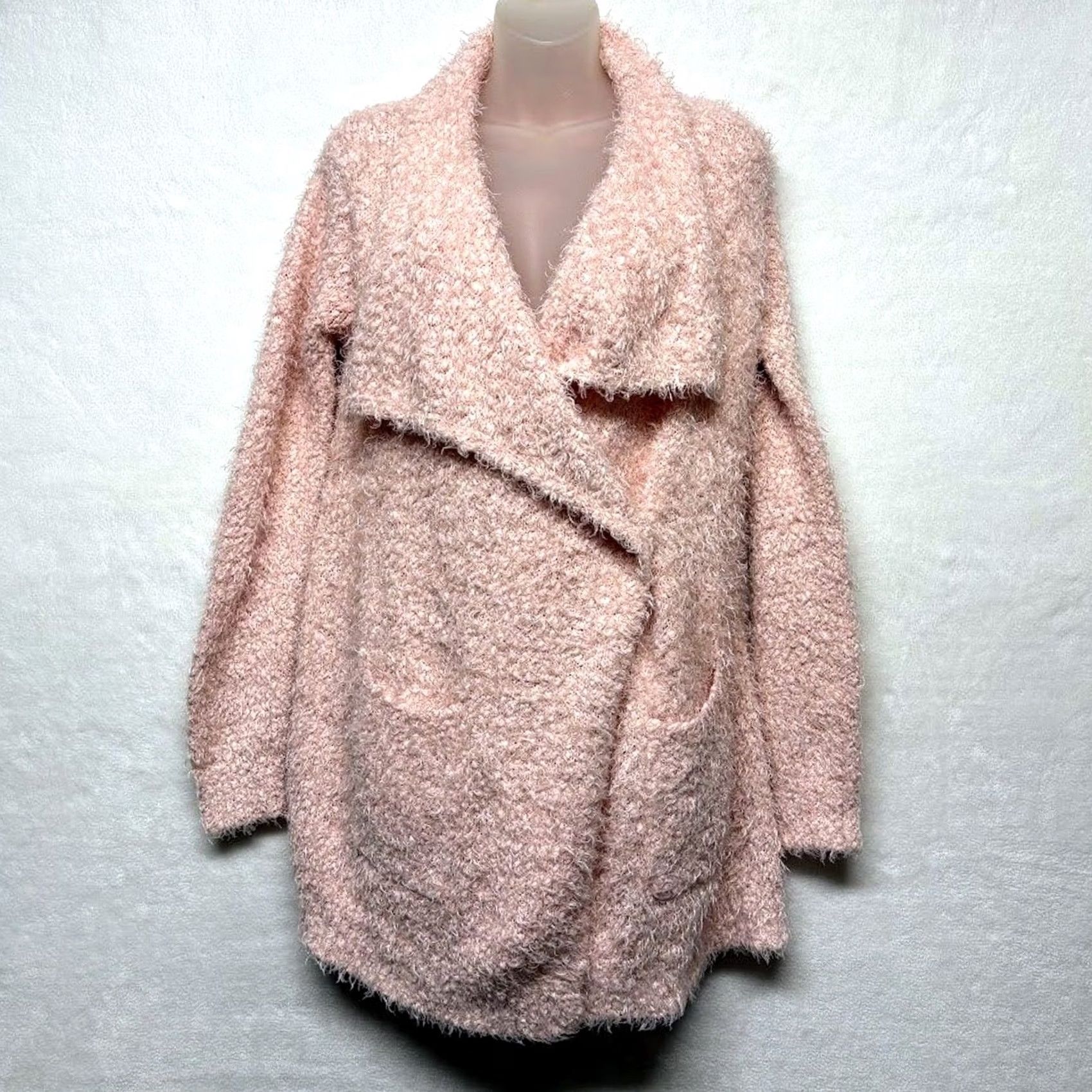Vintage PJ Salvage Sweater Womens S Pink Cozy Fuzzy Boucle Open Asymmetrical Cardigan Size Size S / US 4 / IT 40 - 2 Thumbnail
