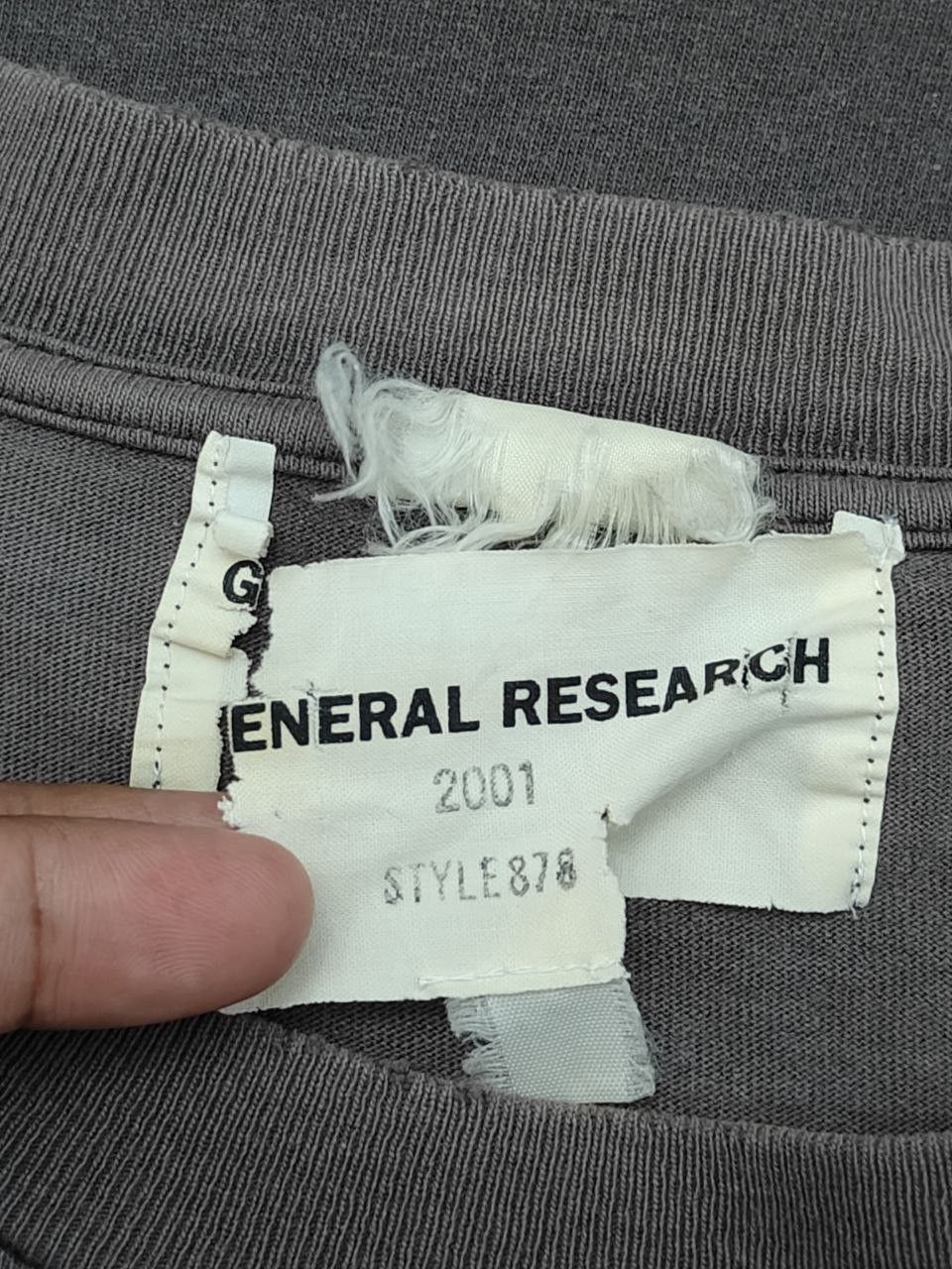 General Research 💥LAST CALL💥 General Research Logo T Size US L / EU 52-54 / 3 - 6 Thumbnail