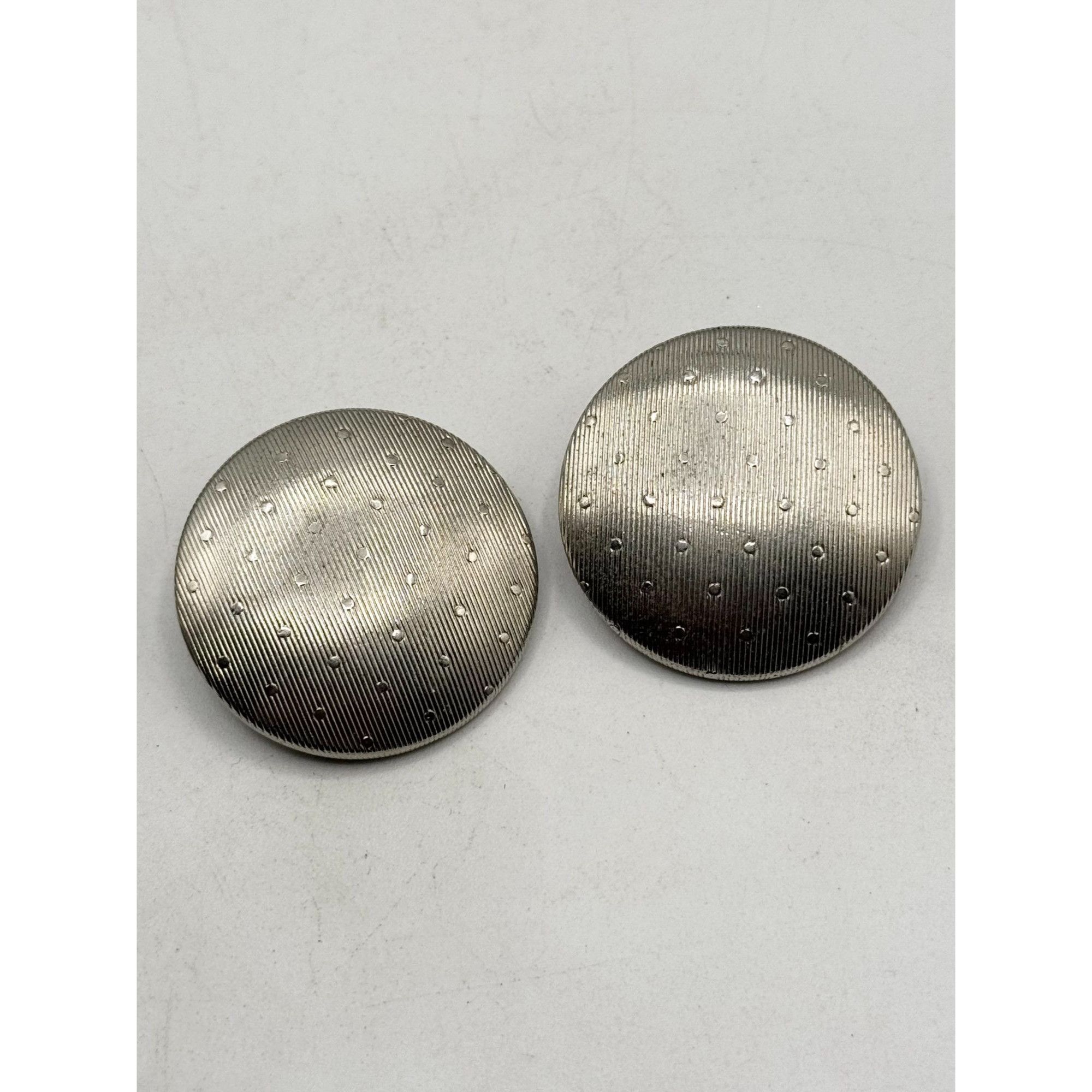 Vintage Vintage Silver tone textured large circle earrings Size ONE SIZE - 3 Thumbnail