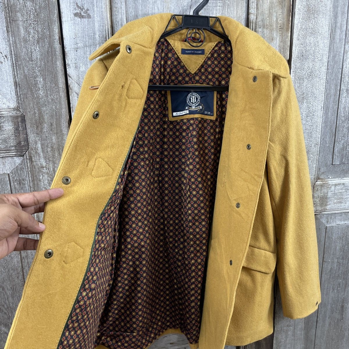 Tommy Hilfiger × Vintage Vintage Tommy Hilfiger Wool Jacket Size M / US 6-8 / IT 42-44 - 5 Thumbnail