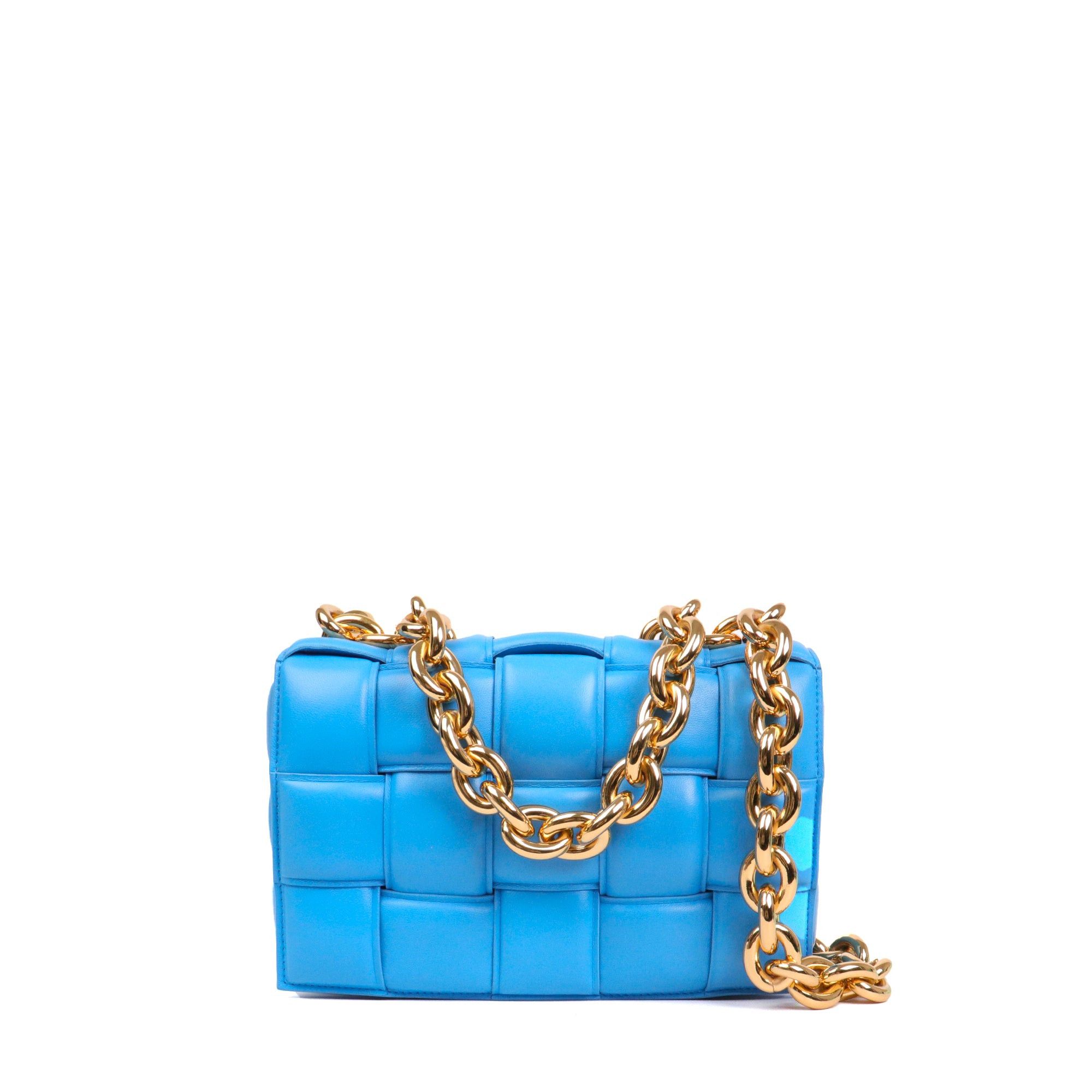 Bottega Veneta BOTTEGA VENETA - Bottega Veneta Chain Cassette shoulder bag in blue smooth leather Size ONE SIZE - 1 Thumbnail