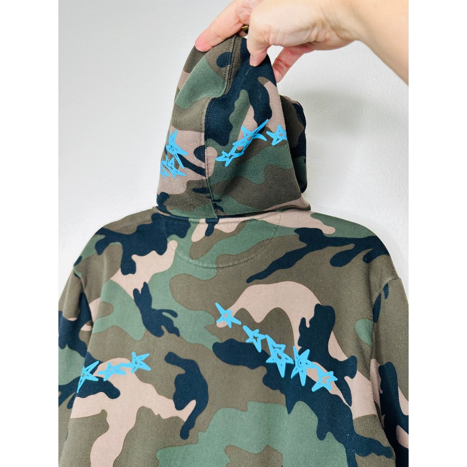 Valentino Valentino Army Green Camo Print Blue Stars Front Zip Hoodie Size US S / EU 44-46 / 1 - 6 Thumbnail