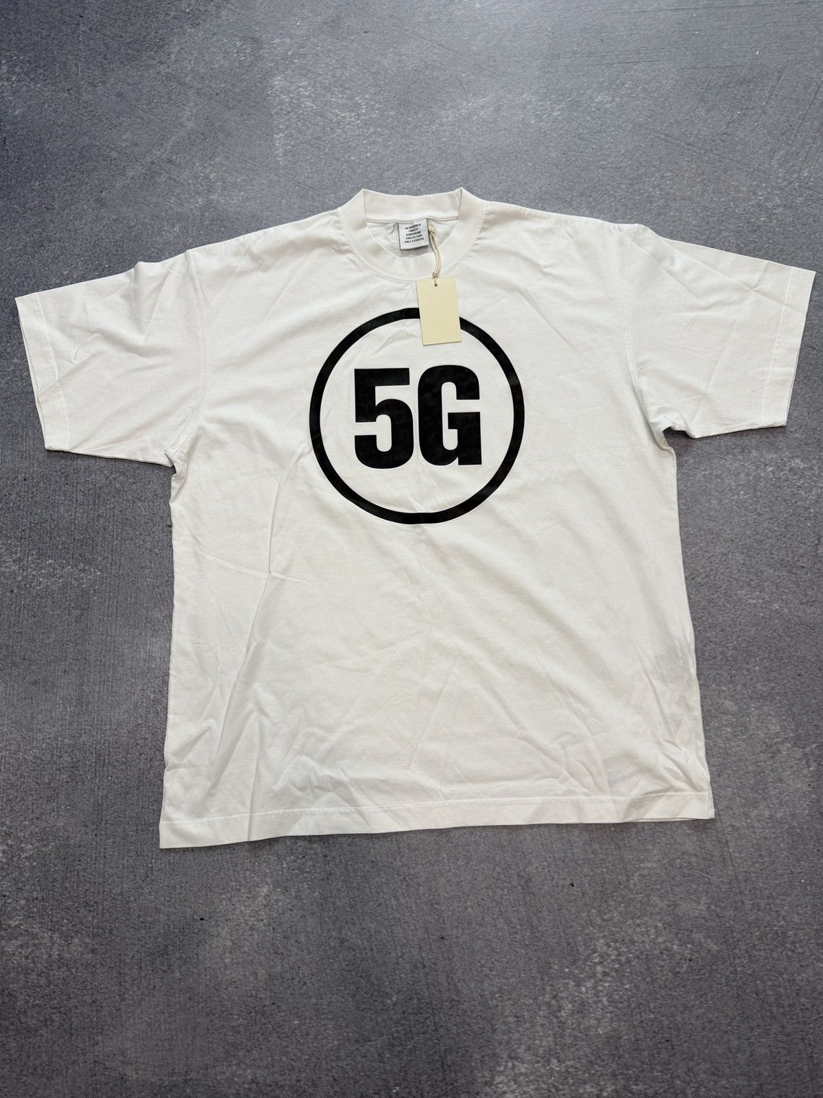 Vetements Vetements 5G T-shirt White Size US S / EU 44-46 / 1 - 1 Thumbnail