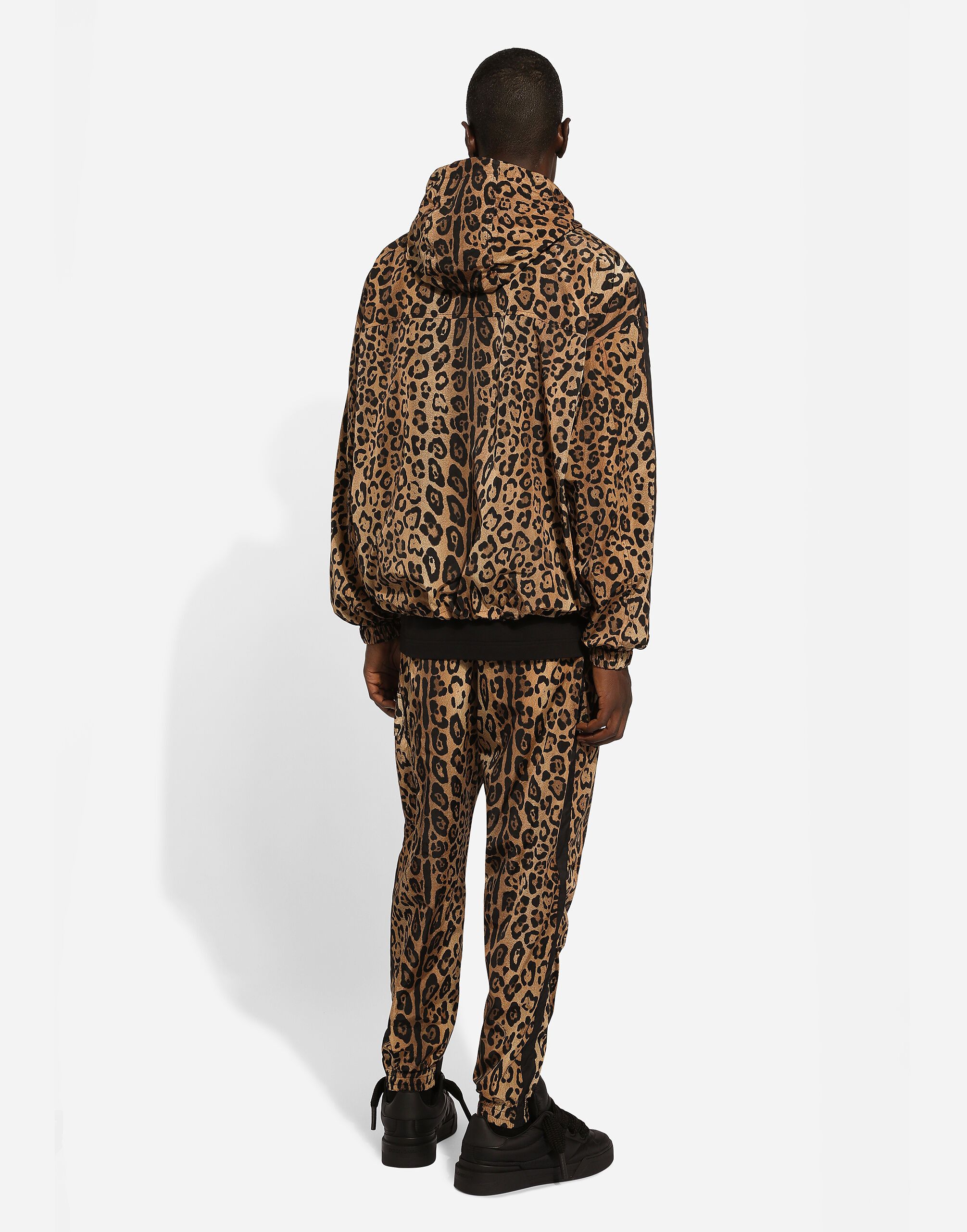 Dolce & Gabbana o1s22i1n0924 Leopard Print Nylon Jacket in Brown/Black Size US S / EU 44-46 / 1 - 3 Thumbnail