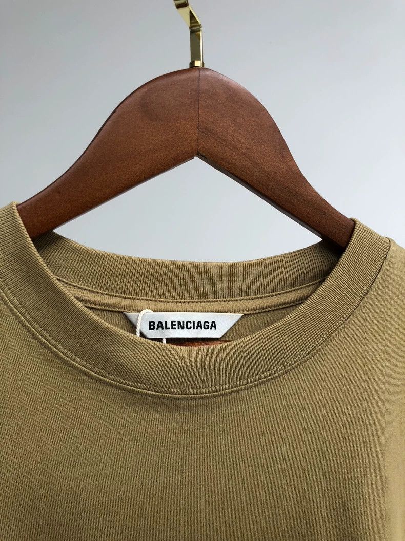 Balenciaga Balenciaga Solid casual short sleeve T-shirt 2504-Nextarrow Size US XS / EU 42 / 0 - 3 Thumbnail