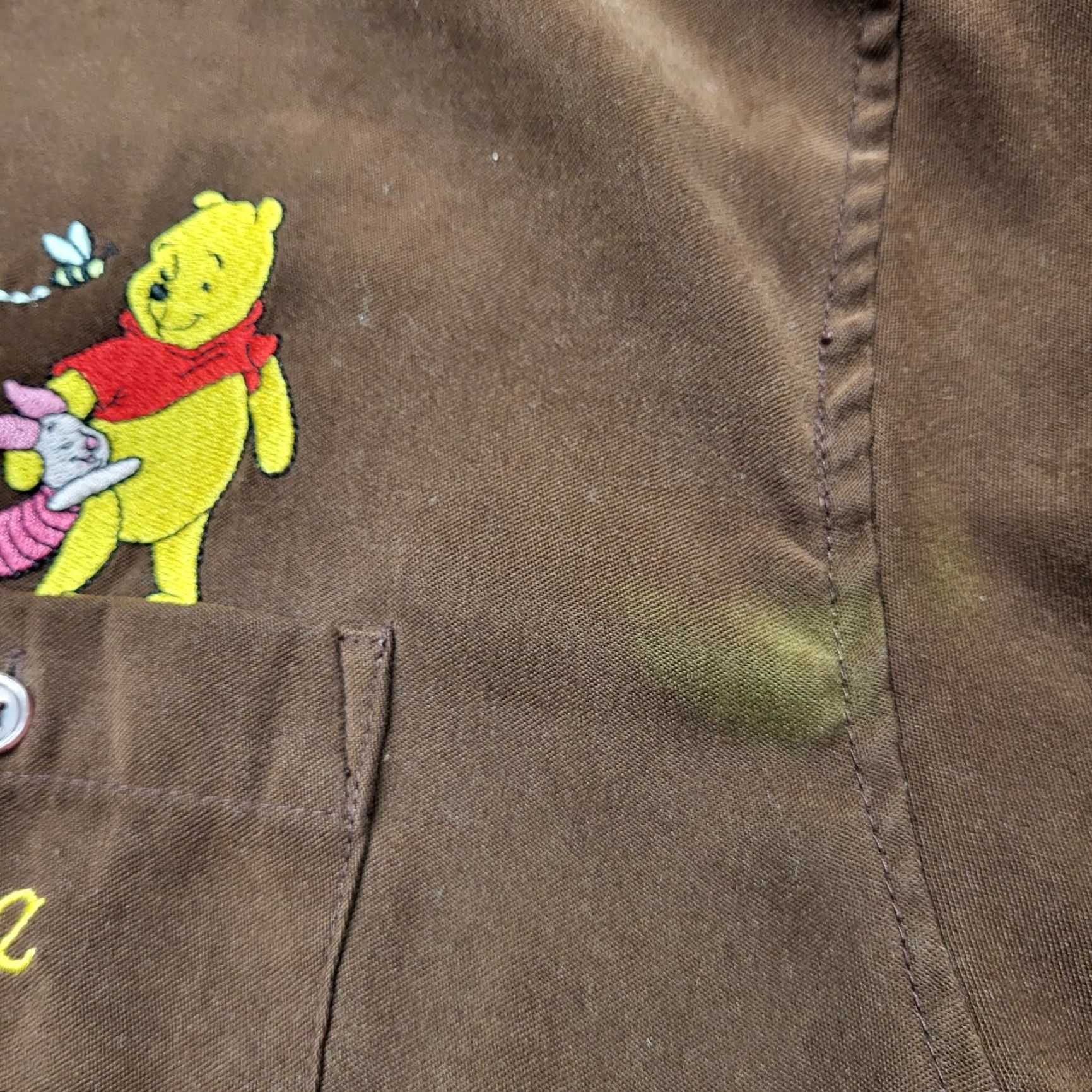 Disney VINTAGE Disney Pooh Bear Shirt Women's 1X Button-Up "Bee Friends" Women Casual Long Sleeve Embroidered Pooh Theme Brown Size XL / US 12-14 / IT 48-50 - 4 Thumbnail