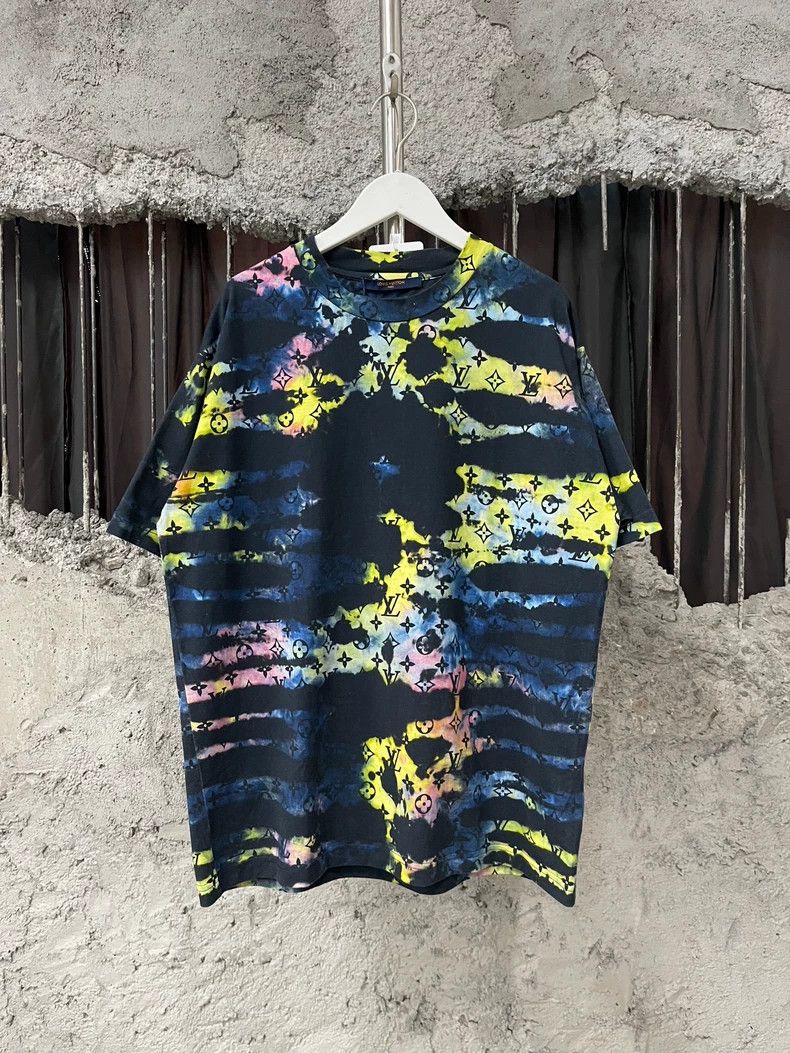 Louis Vuitton Louis Vuitton Tie-dyed old flower short sleeves Size US M / EU 48-50 / 2 - 1 Thumbnail