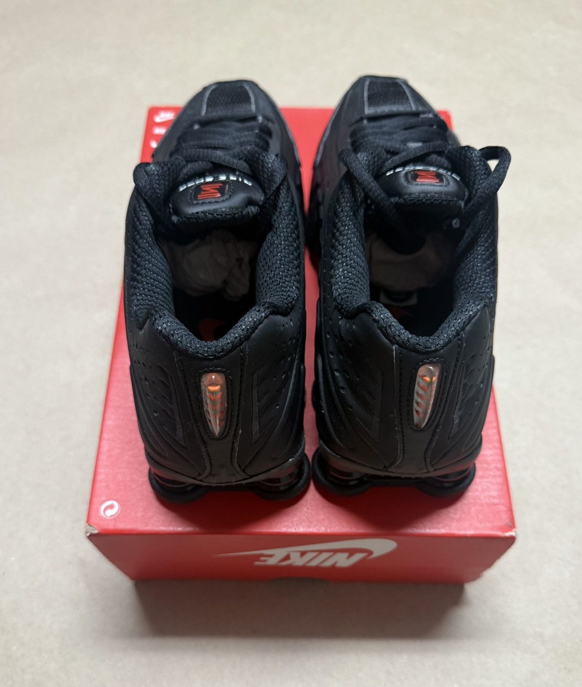 Nike Nike Shox R4 triple black women’s running shoes size 6 NEW! Size US 6 / IT 36 - 4 Thumbnail