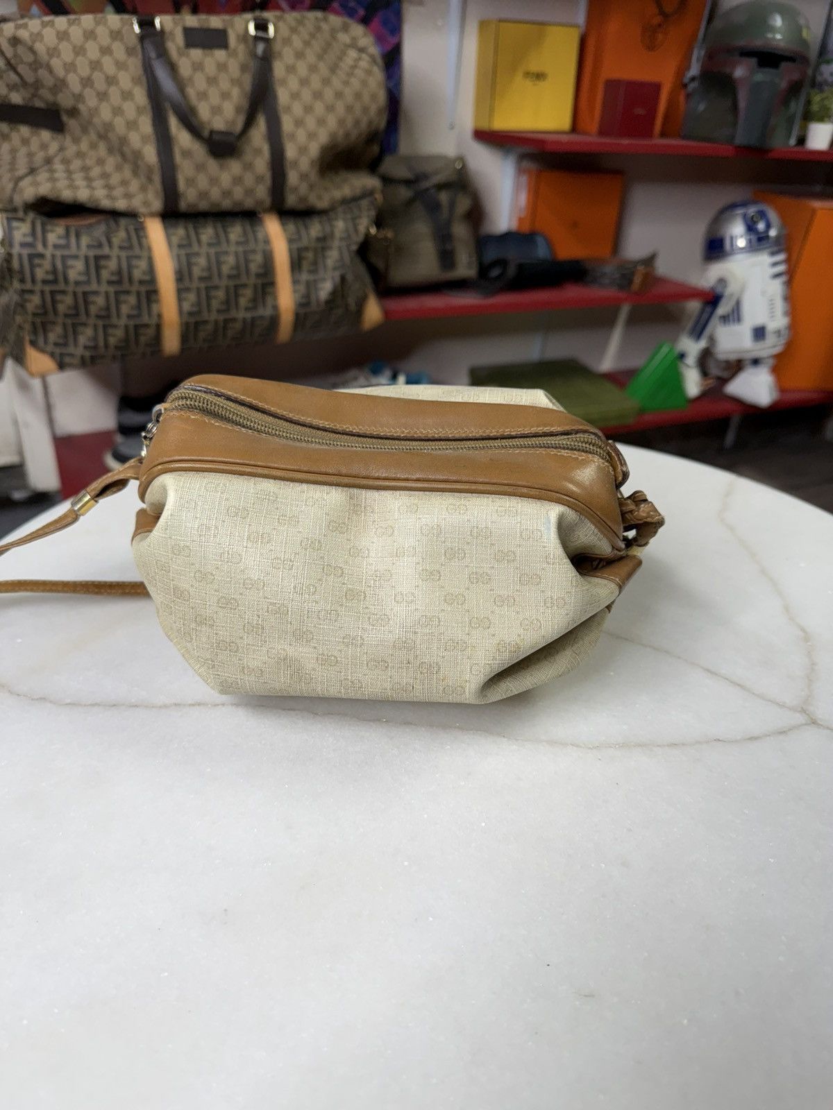 Gucci Gucci GG Monogram Crossbody Vtg Leather Sidebag Preowned Size ONE SIZE - 4 Thumbnail