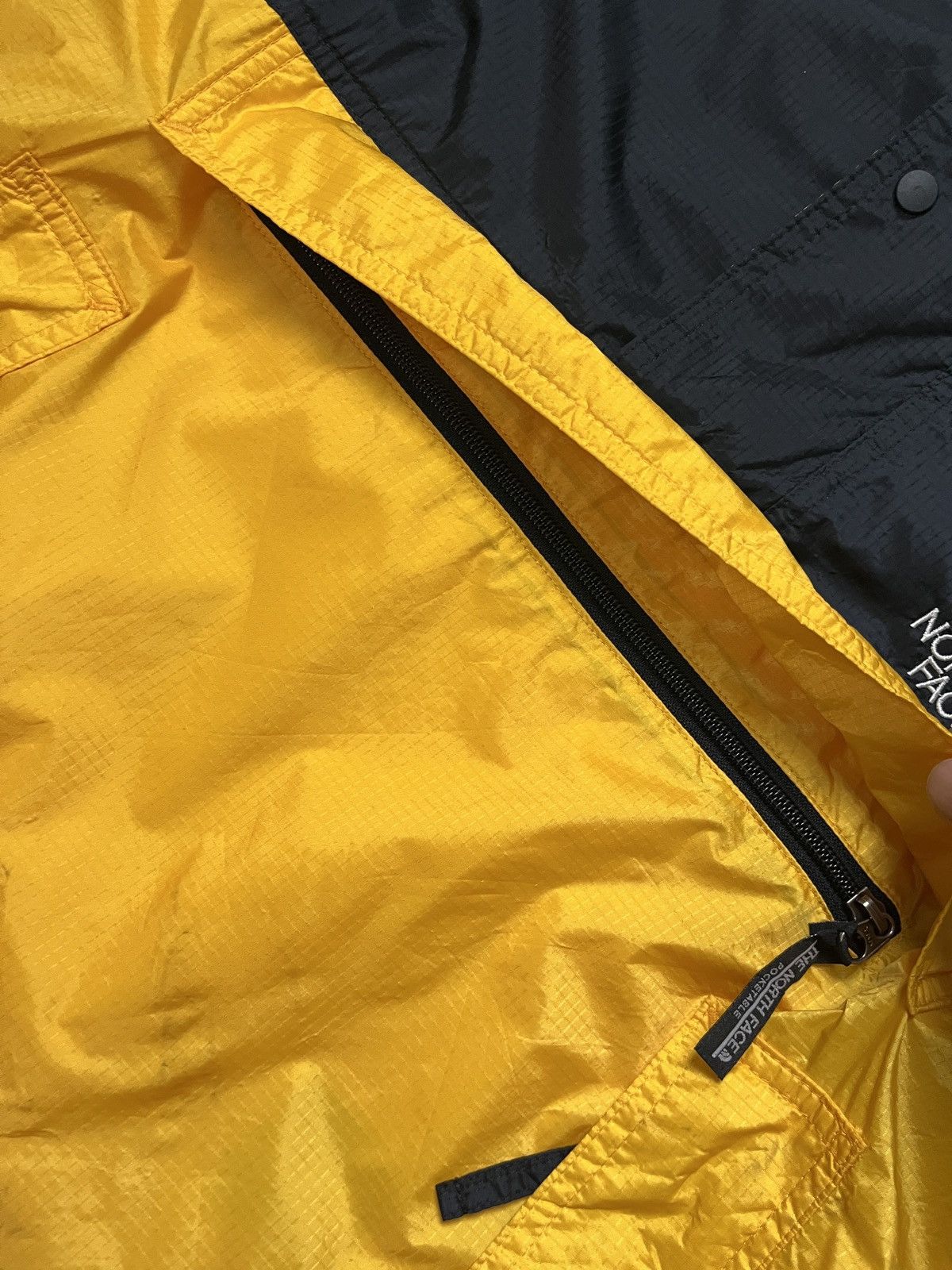 The North Face The North Face Anorak Pullover Waterproof Windbreaker Jacket Size US L / EU 52-54 / 3 - 10 Thumbnail