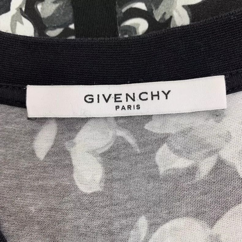 Givenchy Givenchy Givenchy Black Floral Print Short Sleeve TShirt - Size US S / EU 44-46 / 1 - 5 Thumbnail