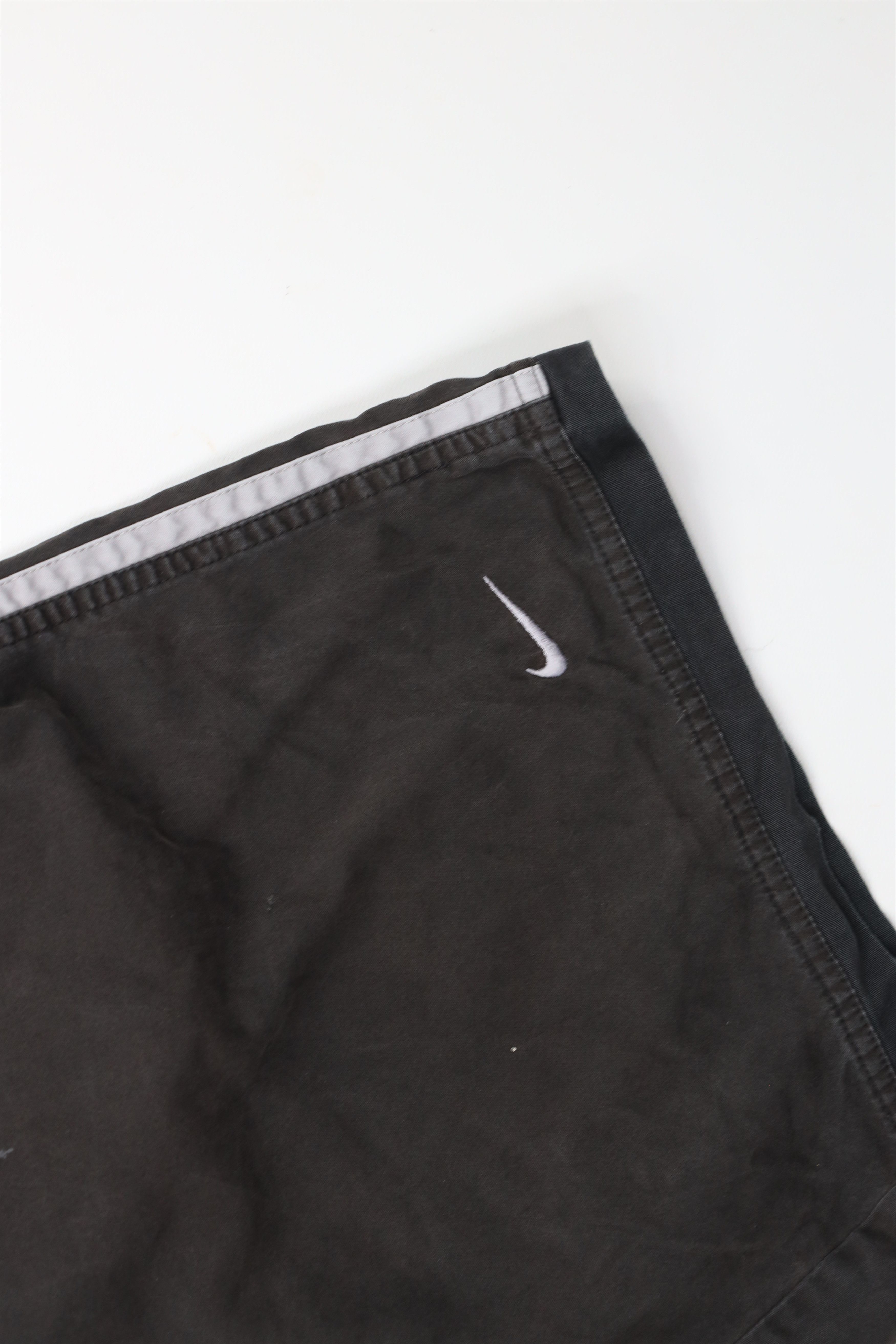 Nike × Vintage Vintage Nike Scott Mini Swoosh Striped Above Knee Shorts Size US 32 / EU 48 - 5 Thumbnail