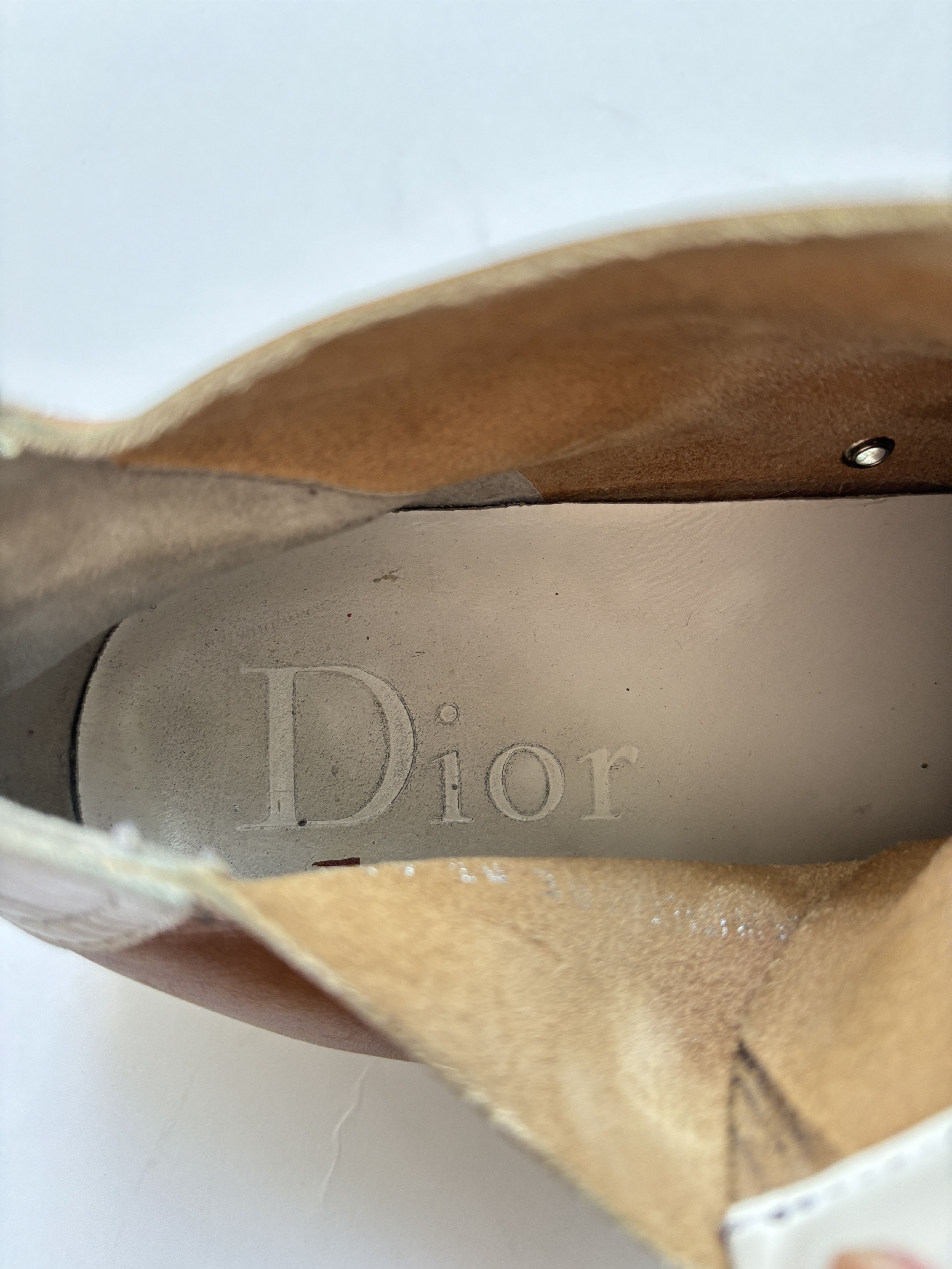Dior ⚡️QUICK SALE⚡️Dior Tan Leather Hi-Top Sneakers Size US 10 / EU 43 - 9 Thumbnail