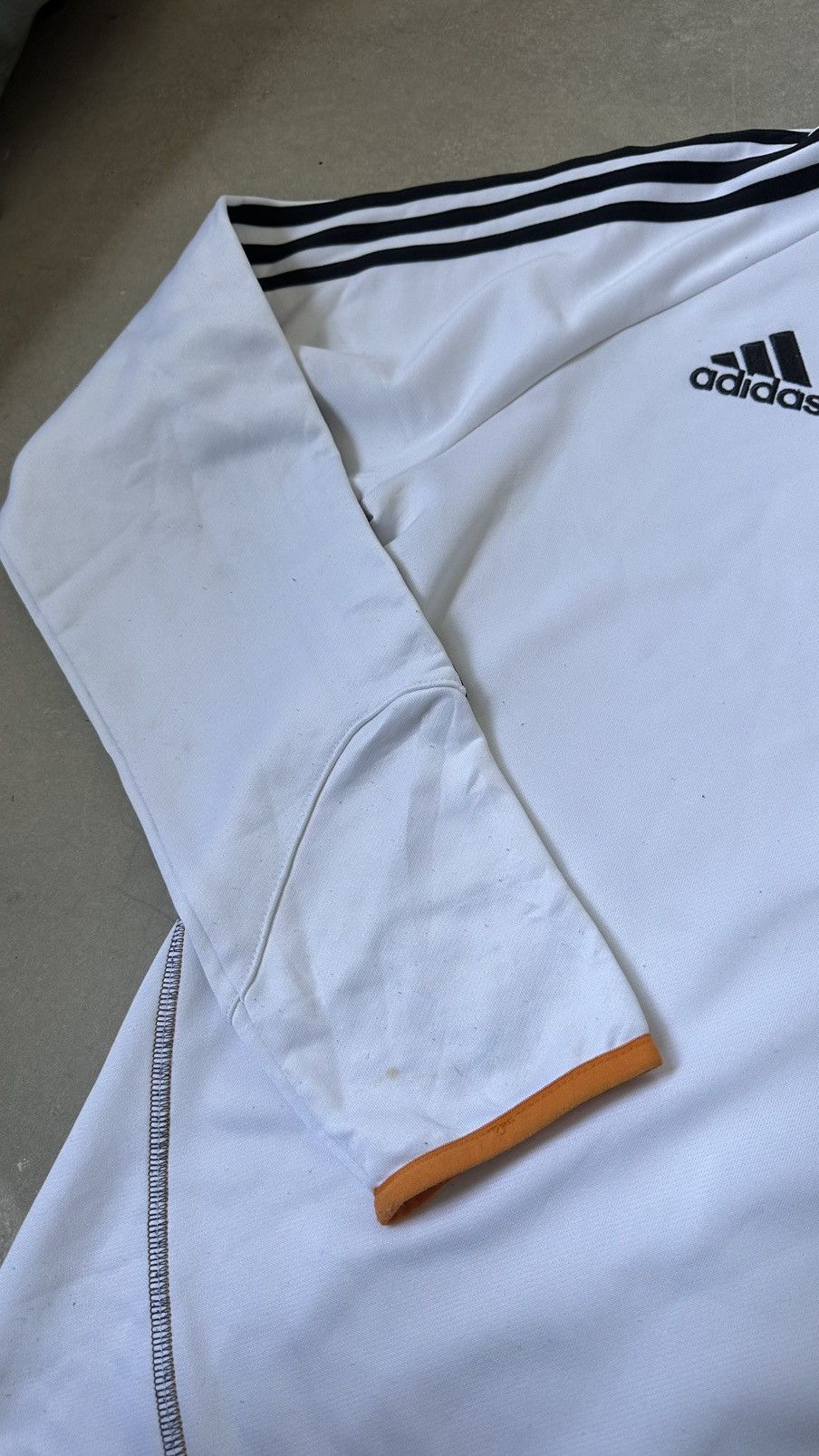 Adidas REAL MADRID TRAINING TOP 2013-2014 Size US M / EU 48-50 / 2 - 5 Thumbnail