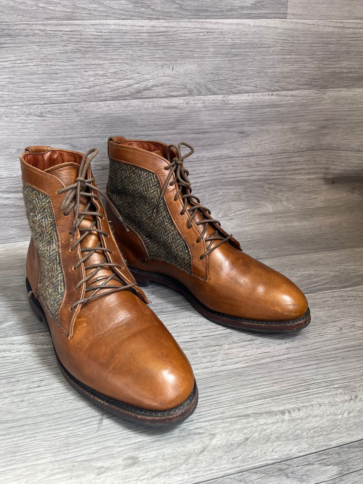 Allen Edmonds Allen Edmonds Shaker Heights Brown/Tan Tweed Leather Boots Size US 8.5 / EU 41-42 - 1 Thumbnail