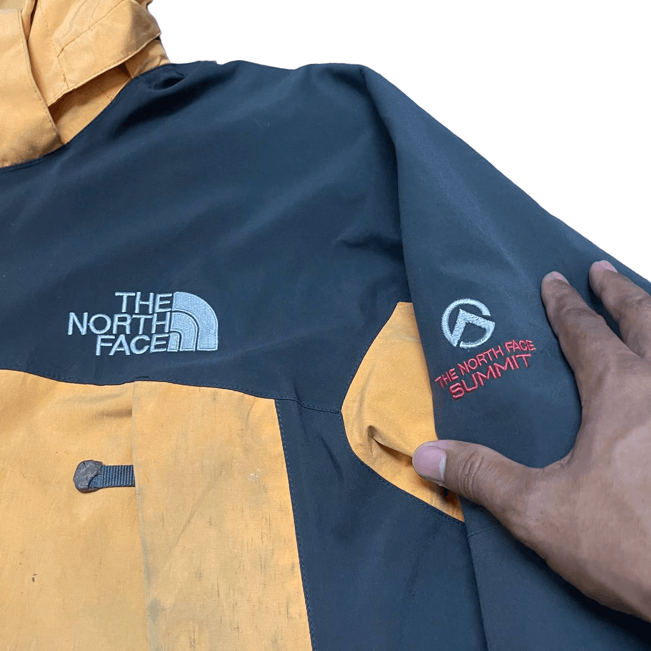 The North Face Vintage TNF The North Face Mountain Goretex Jacket Size US L / EU 52-54 / 3 - 5 Thumbnail