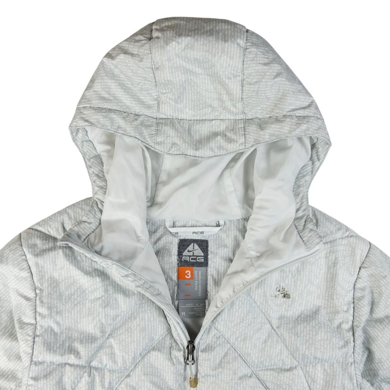 Nike ACG Vintage Nike ACG Zip Up Puffer Jacket Women's Size M Size M / US 6-8 / IT 42-44 - 3 Thumbnail