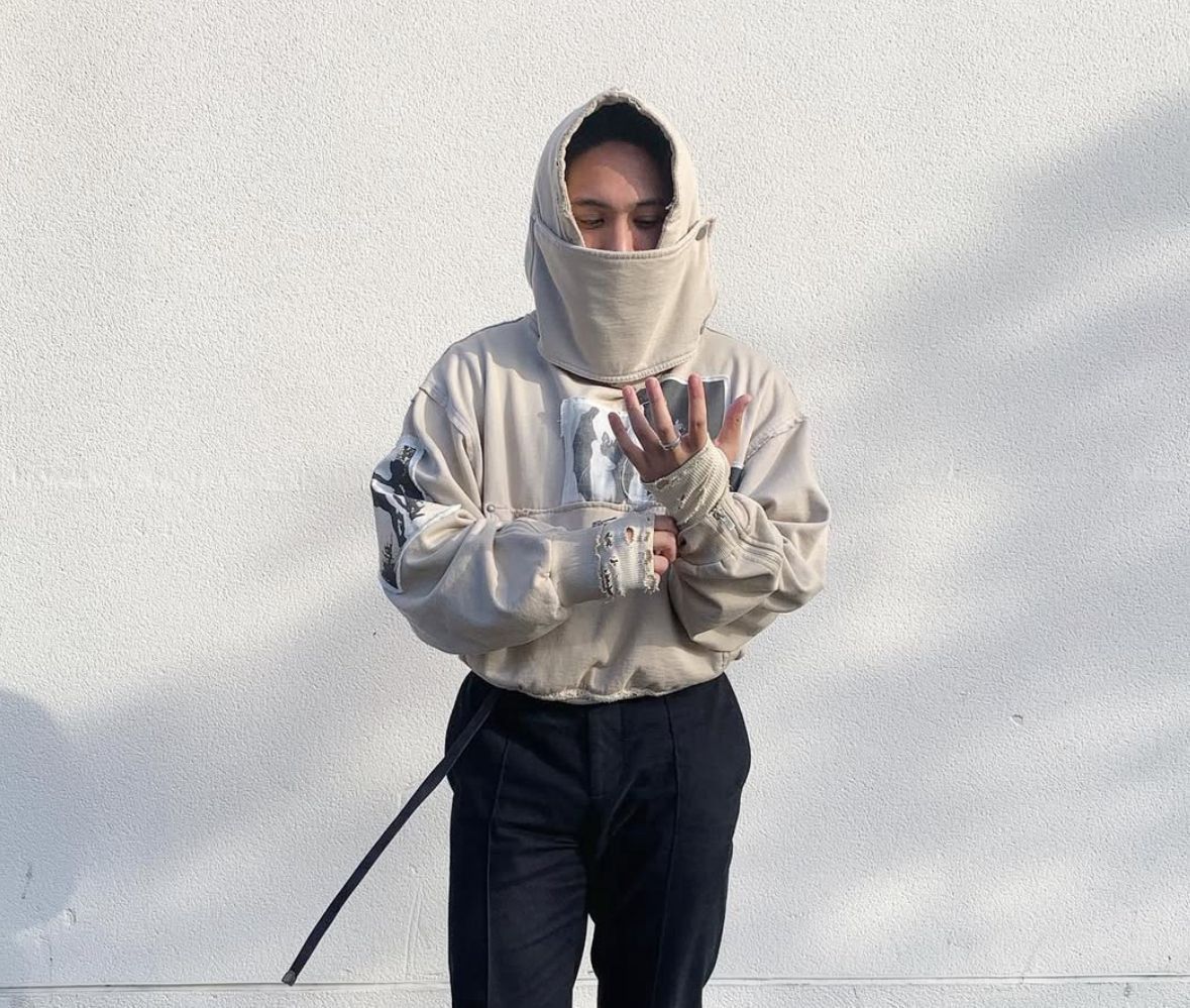 Shineluxurystudios “GUANTANAMO” scarfed flight zipper Hoodie